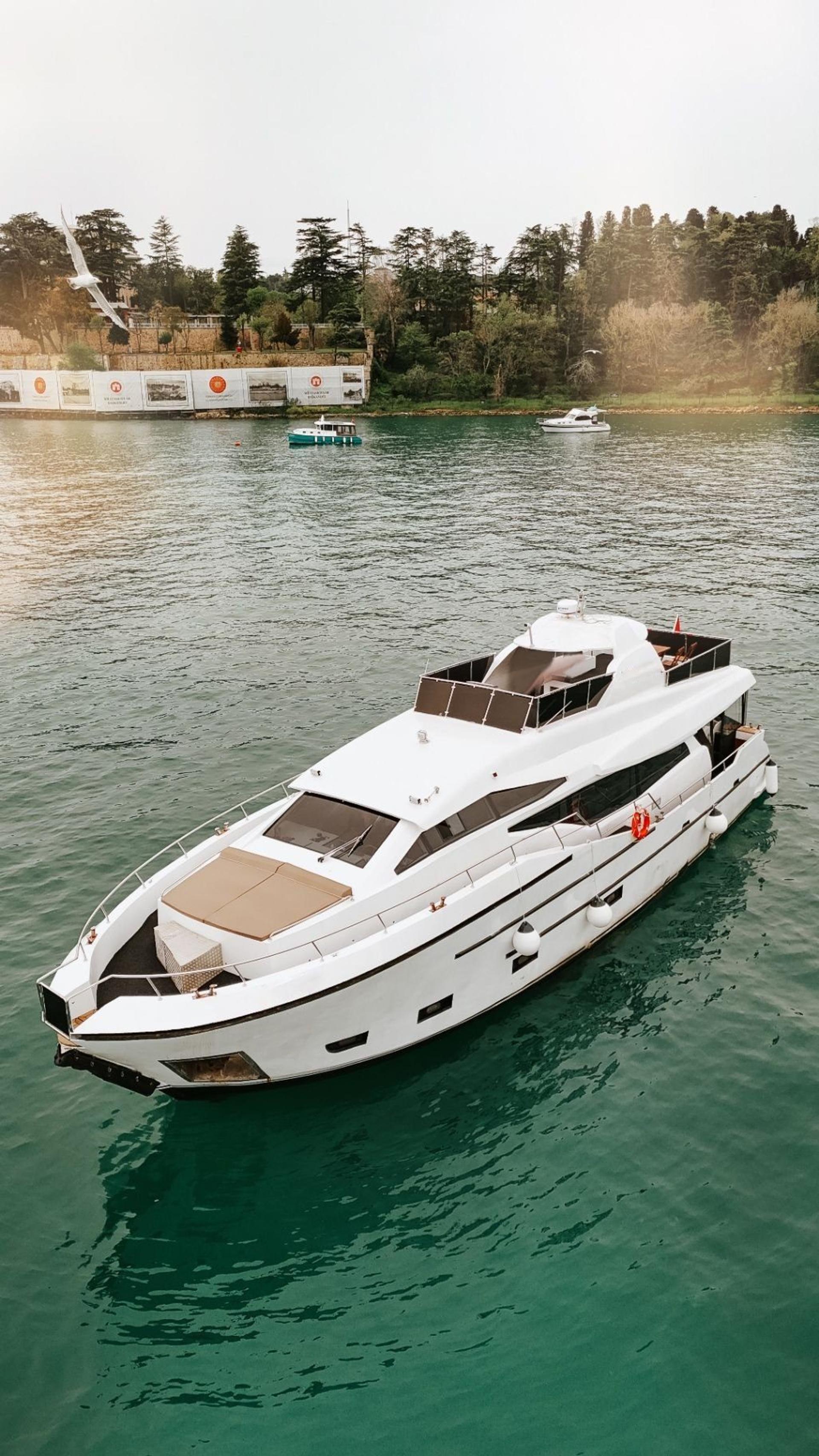 Rental Custom made 22m Motor Yacht - 1107 - photo 8