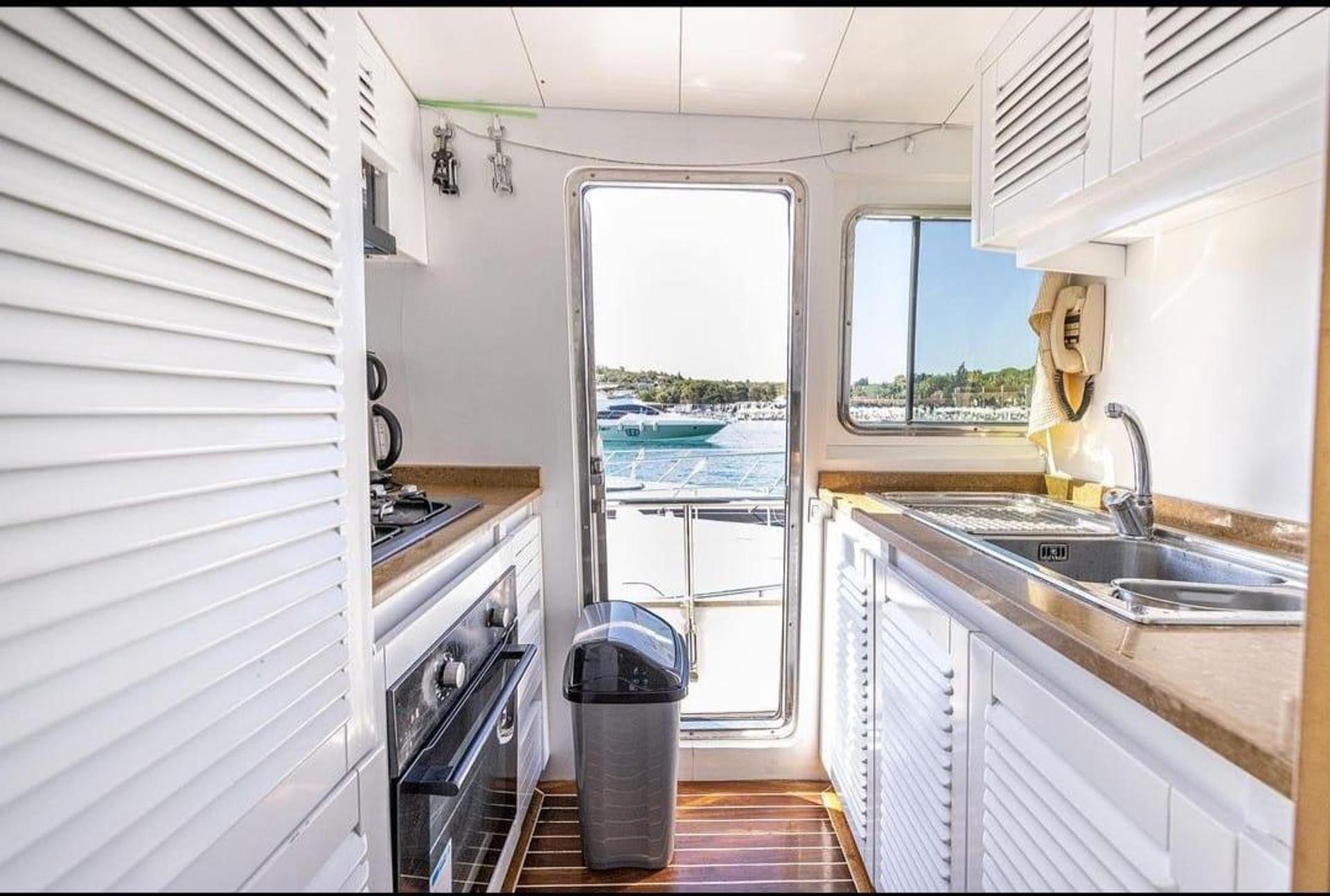 Rental Canados 20m Motor Yacht - 518 - photo 23