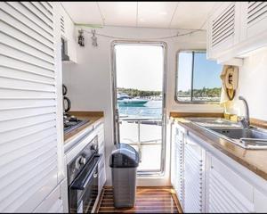 Canados 20m Motor Yacht