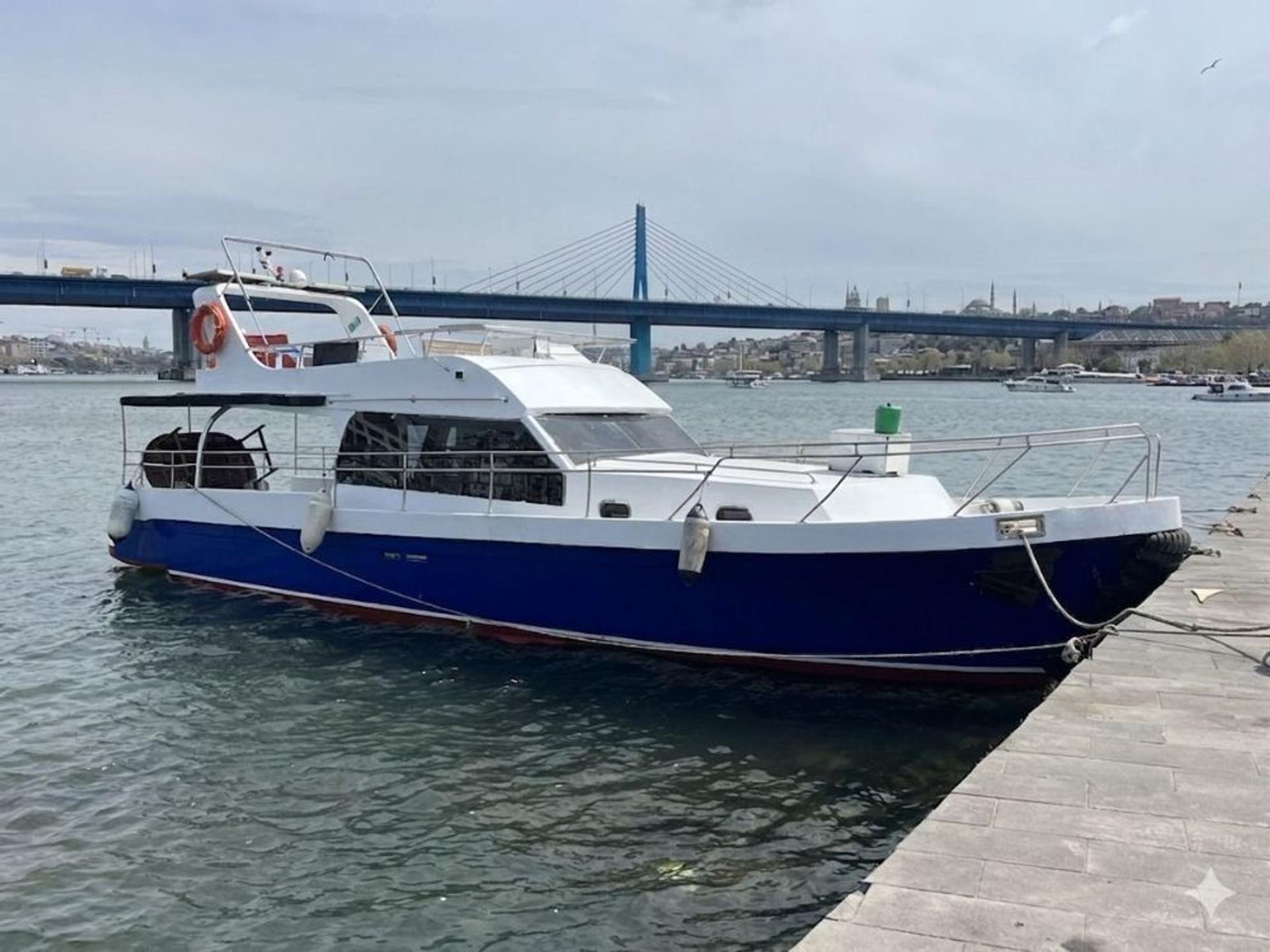 Kiralık Özel yapım 14m Motoryat - 421 - photo 3