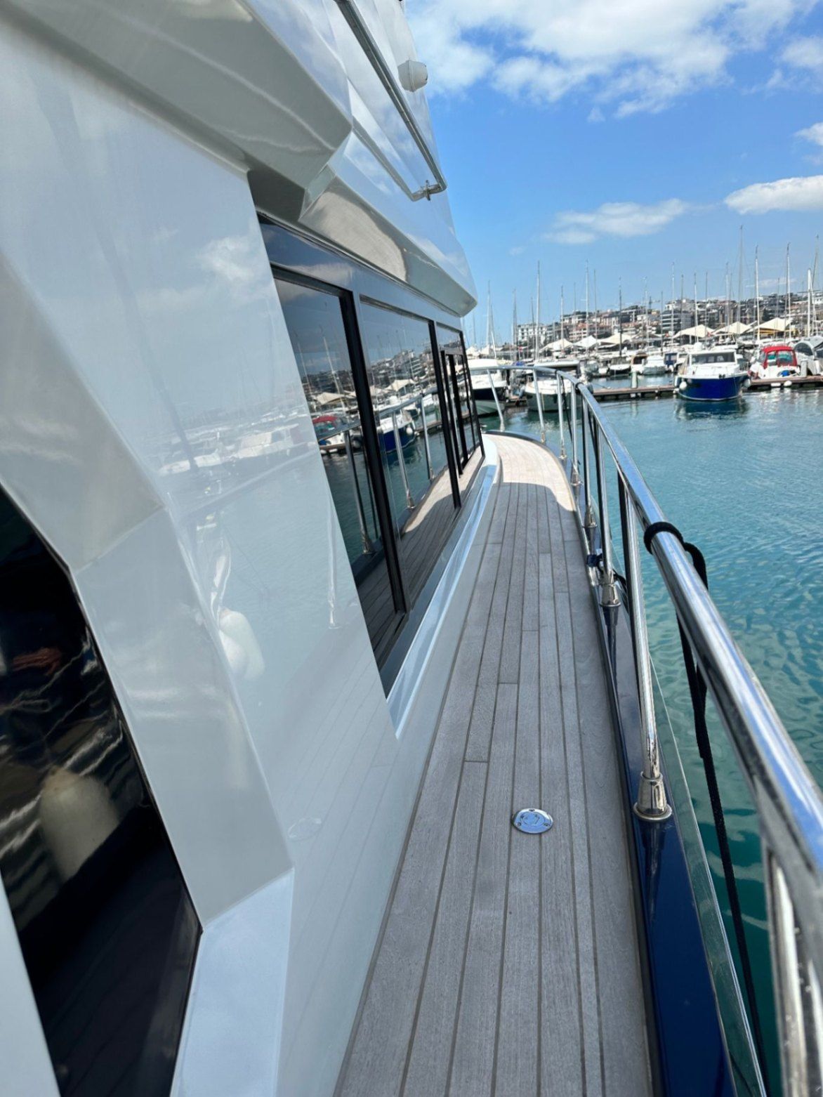 Özel yapım 13m Motoryat