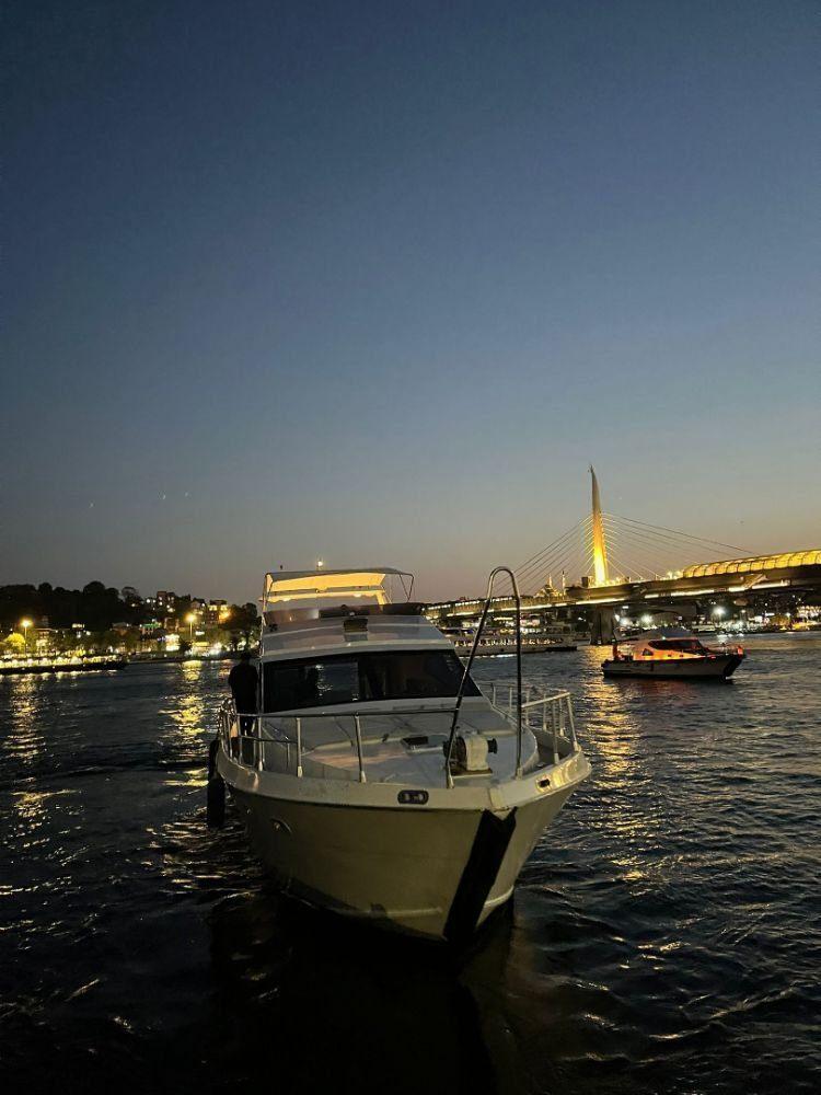 Rental Custom made 18m Motor Yacht - 958-3