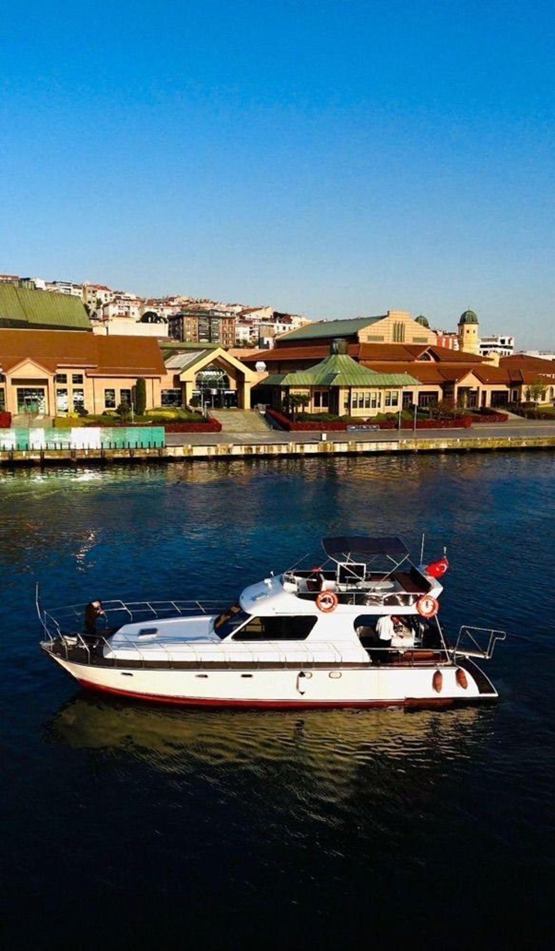 Rental Custom made 12m Motor Yacht - 1016 - photo 3