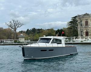 Custom made 10m Motor Yacht