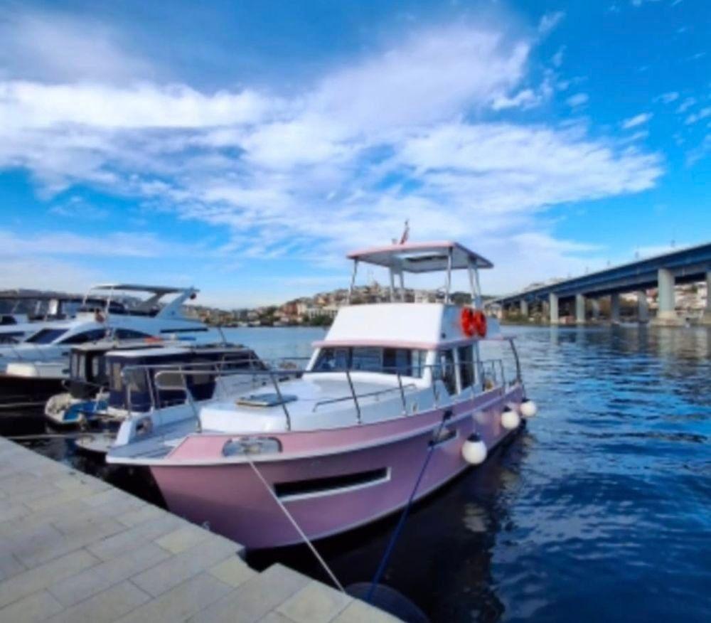 Rental Custom made 12m Motor Yacht - 1120 - photo 3