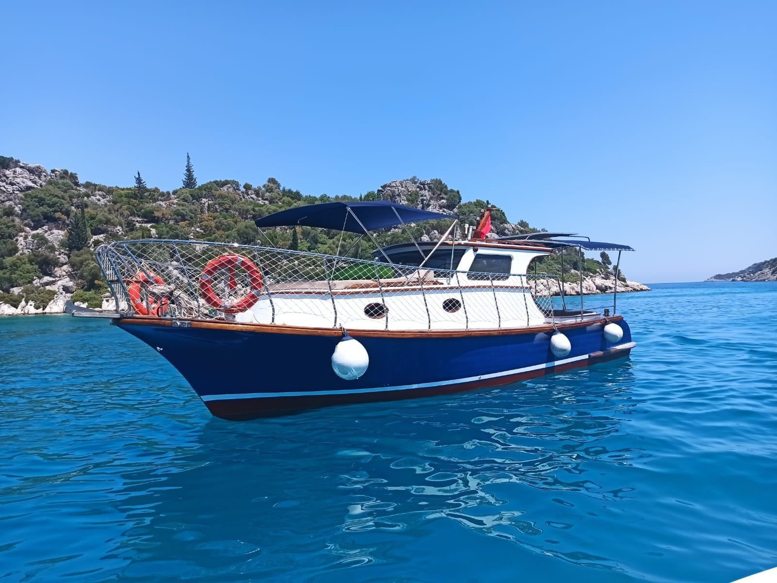 Özel yapım 10m Motoryat