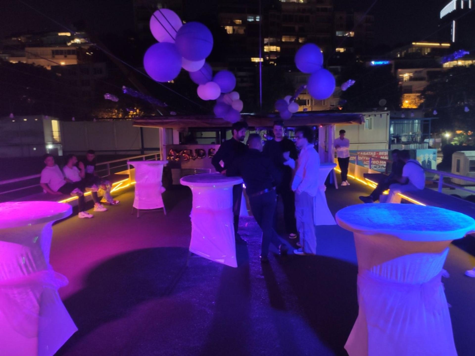 Rental Custom made 24m Party Boat - 1128 - photo 6