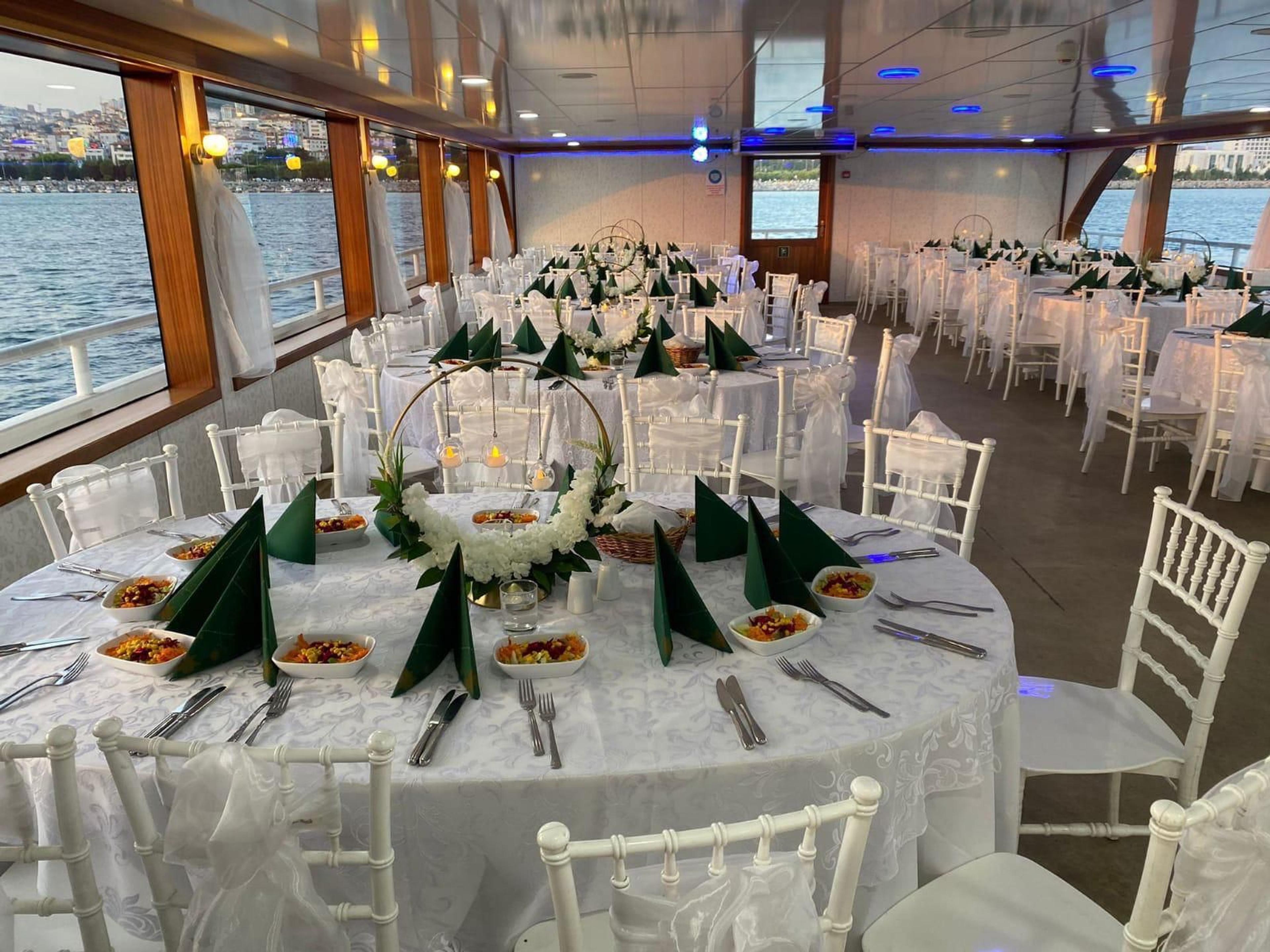 Rental Custom made 24m Party Boat - 21 - photo 9