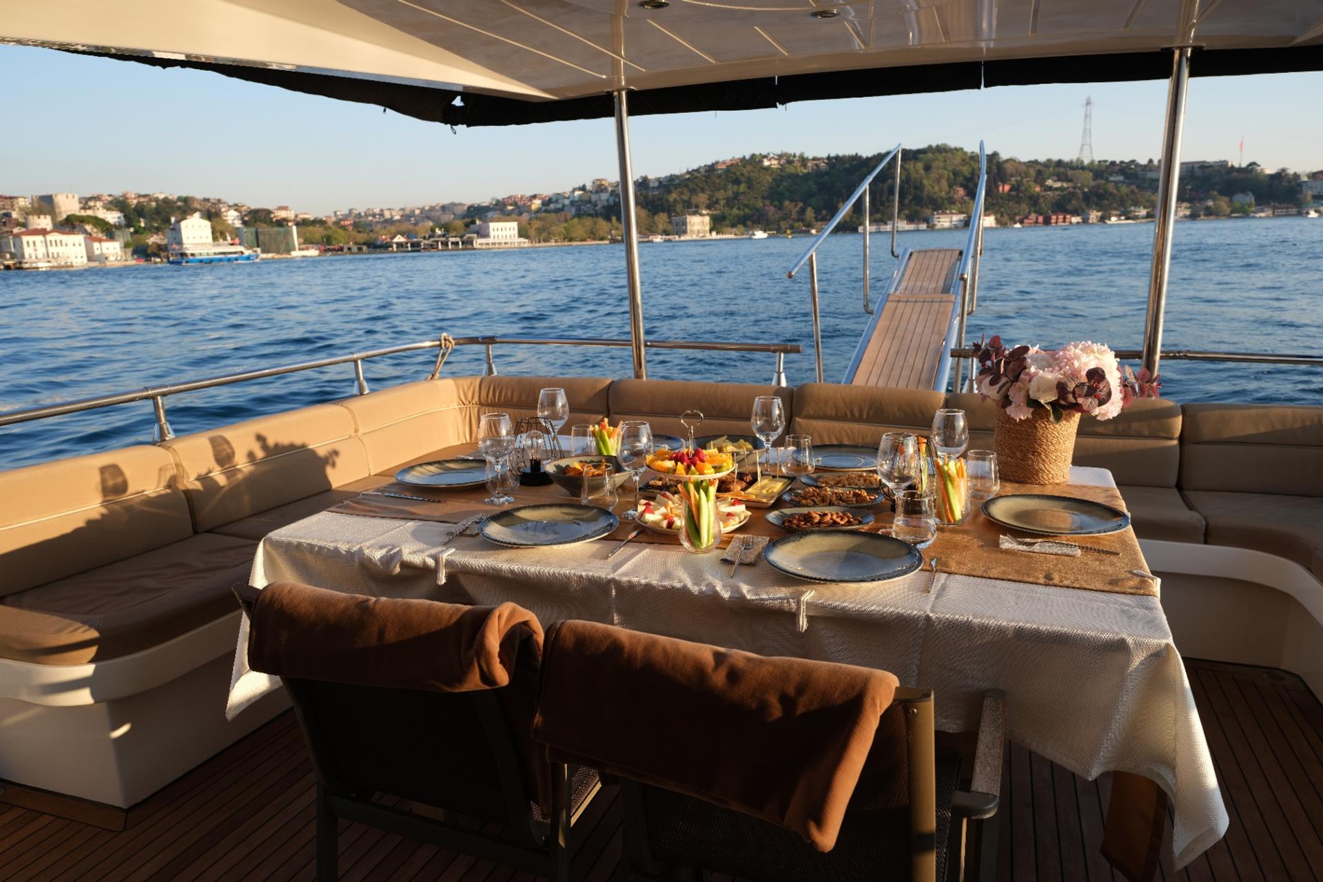 Rental Custom made 22m Motor Yacht - 229 - photo 12