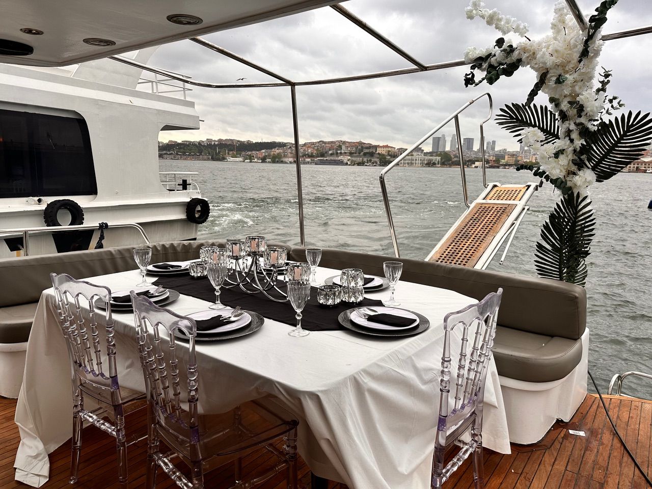 Ferretti Yachts 19m Motoryat