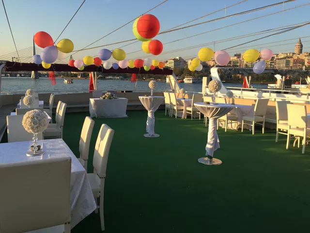 INVITATION_BOAT