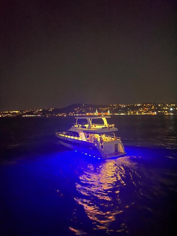 Özel yapım 18m Motoryat