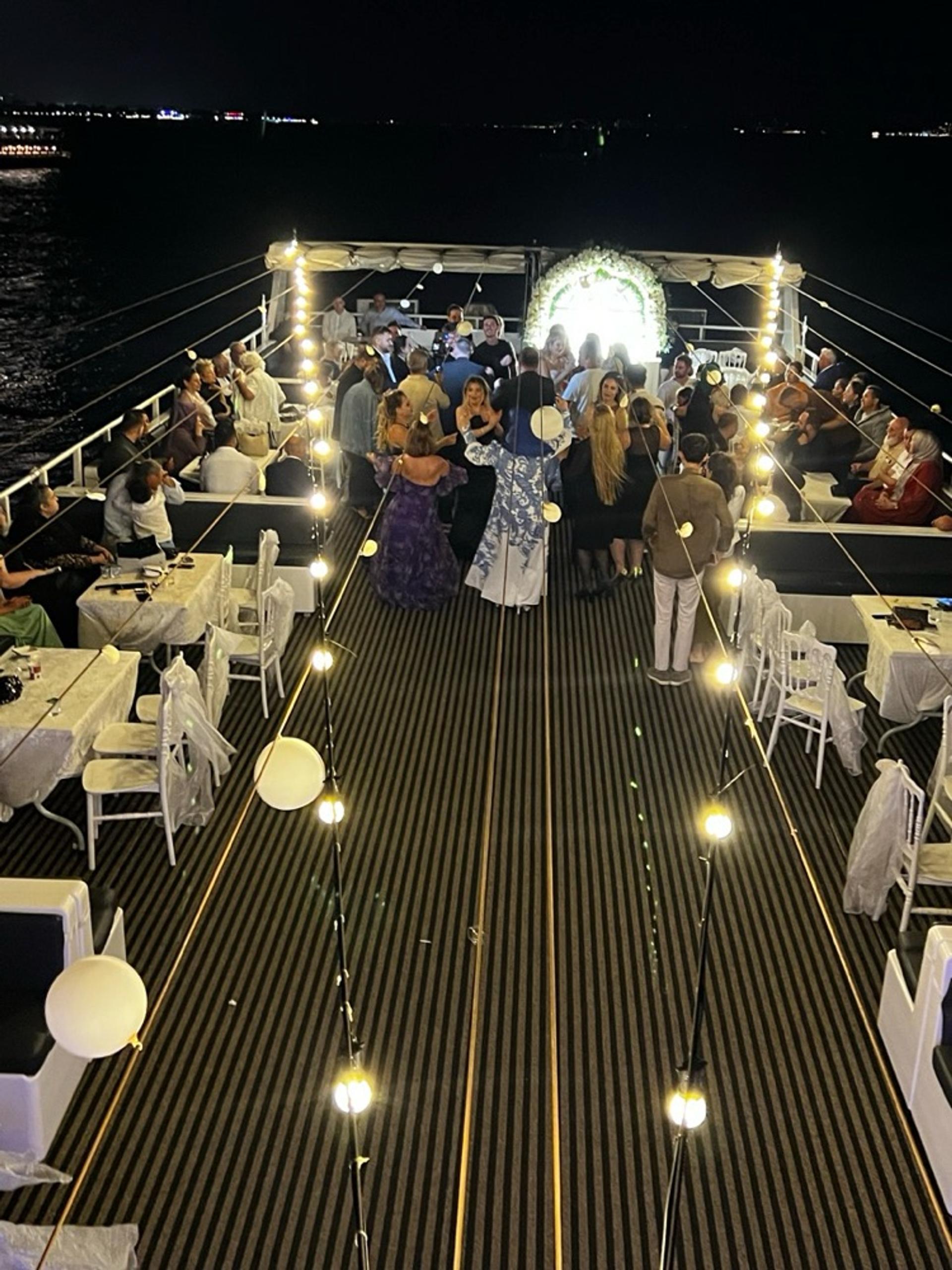 Rental Custom made 38m Party Boat - 22 - photo 11