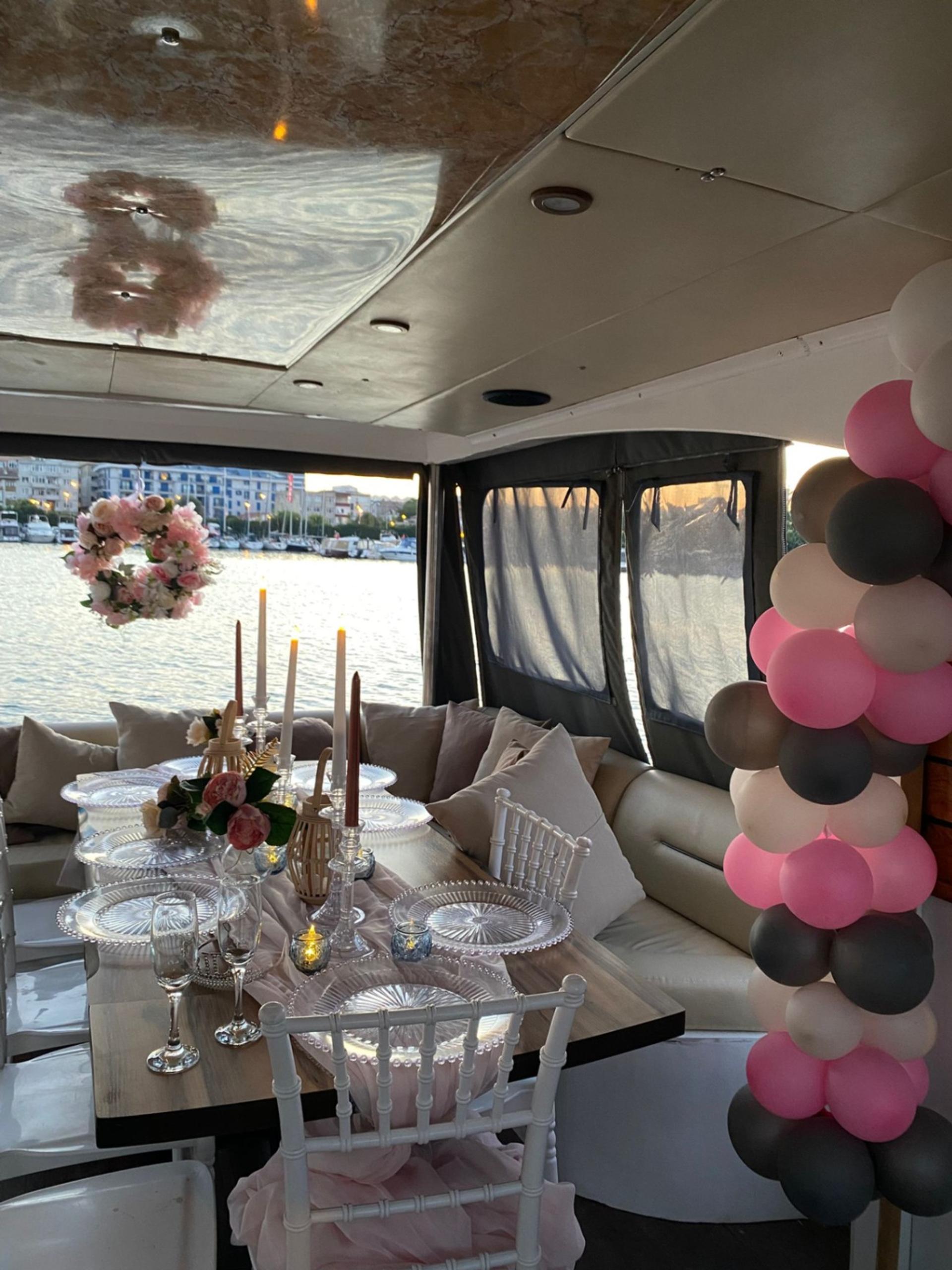 Rental Custom made 12m Motor Yacht - 881 - photo 21