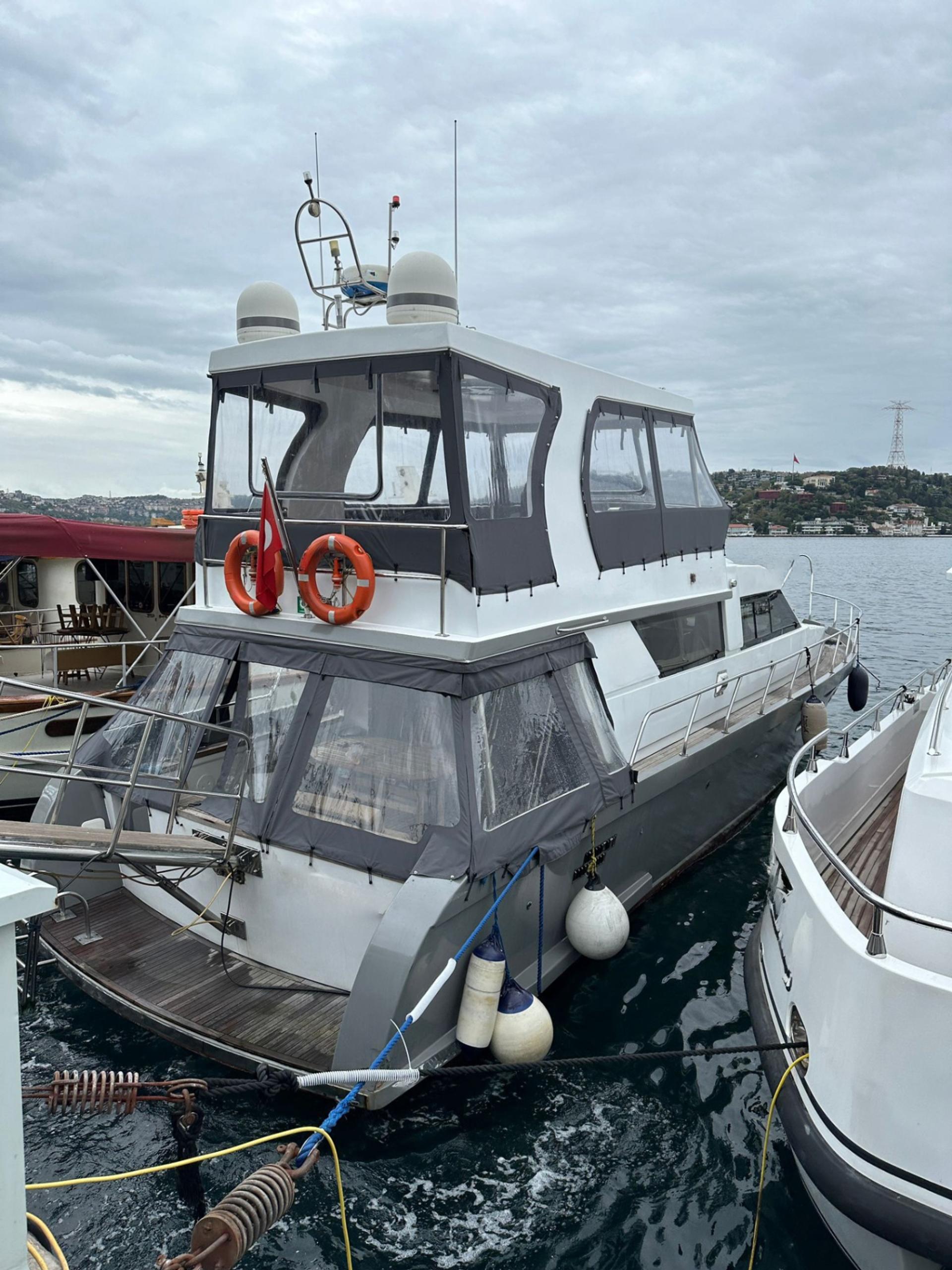 Rental Custom made 17m Motor Yacht - 5 - photo 20
