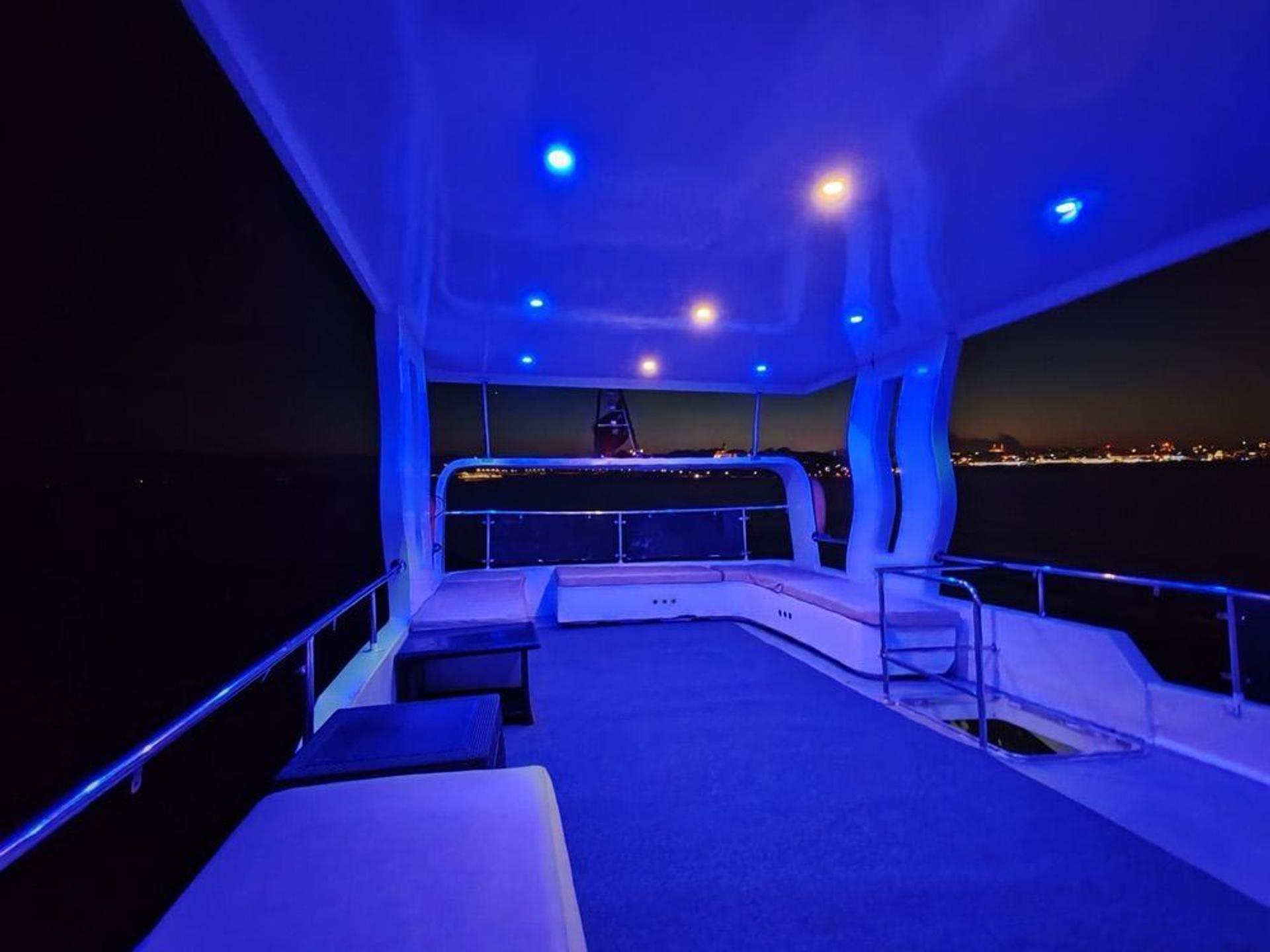 Rental Custom made 17m Motor Yacht - 677 - photo 6