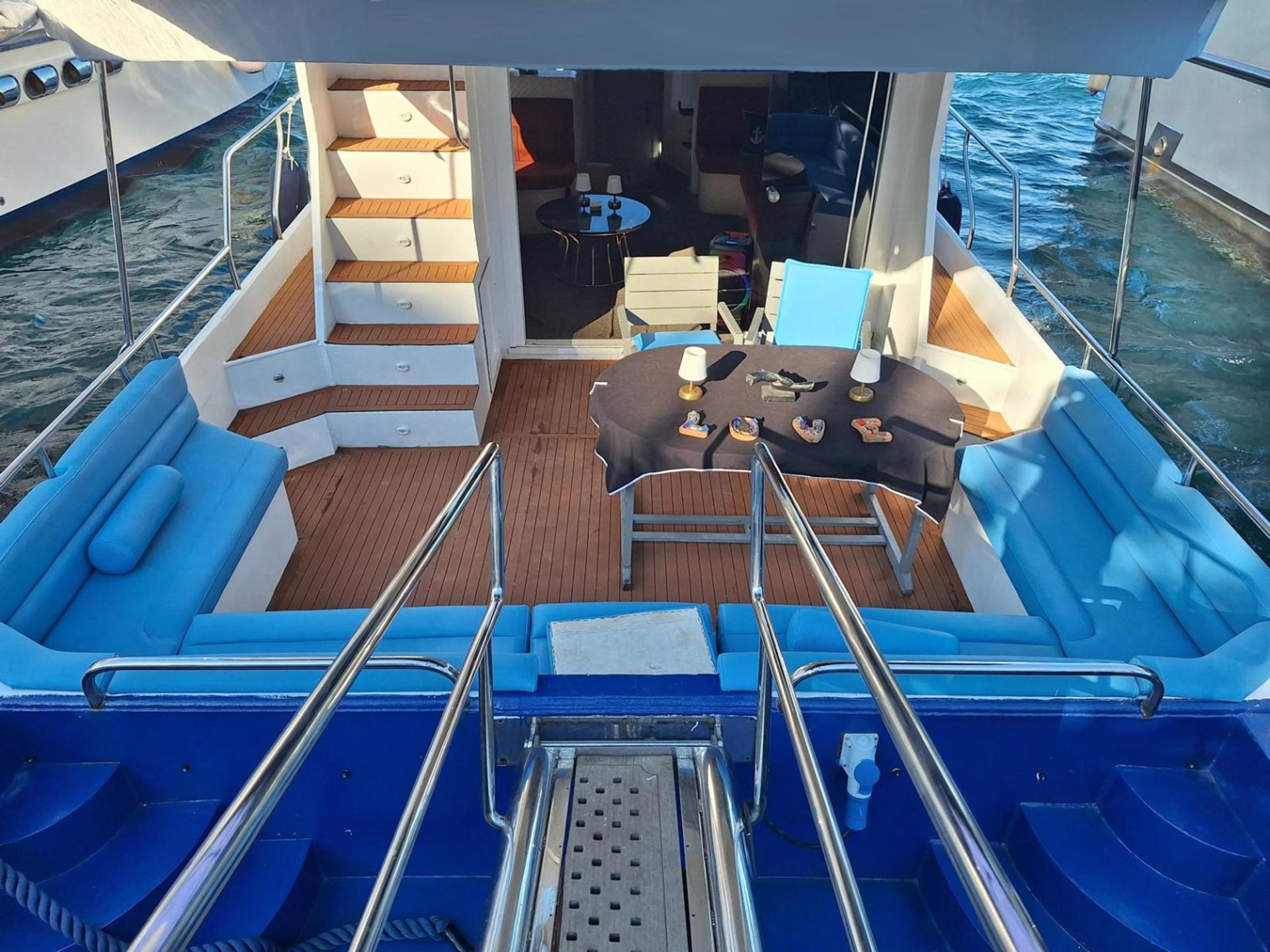 Rental Yacht 12m Motor Yacht - 570 - photo 6