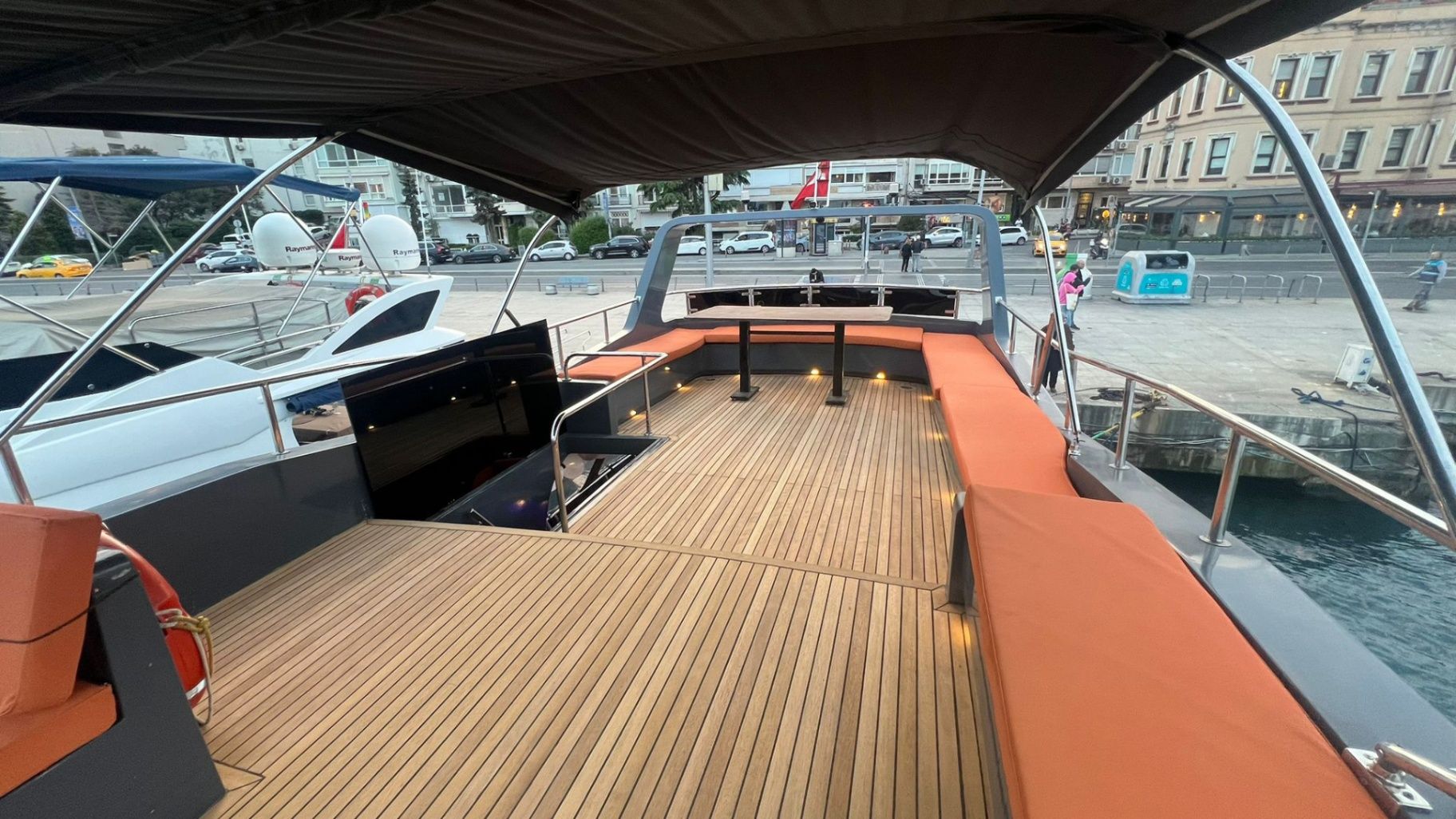 Özel yapım 21m Motoryat