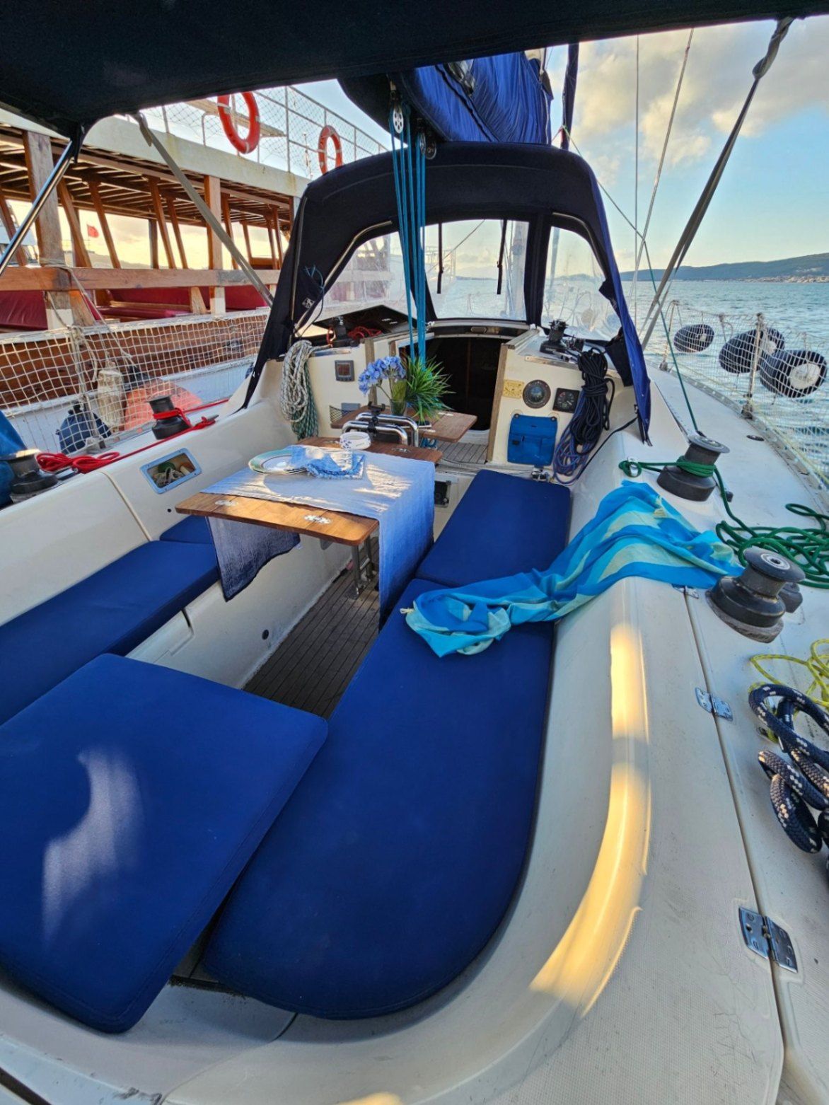 Jeanneau 11m Yelkenli