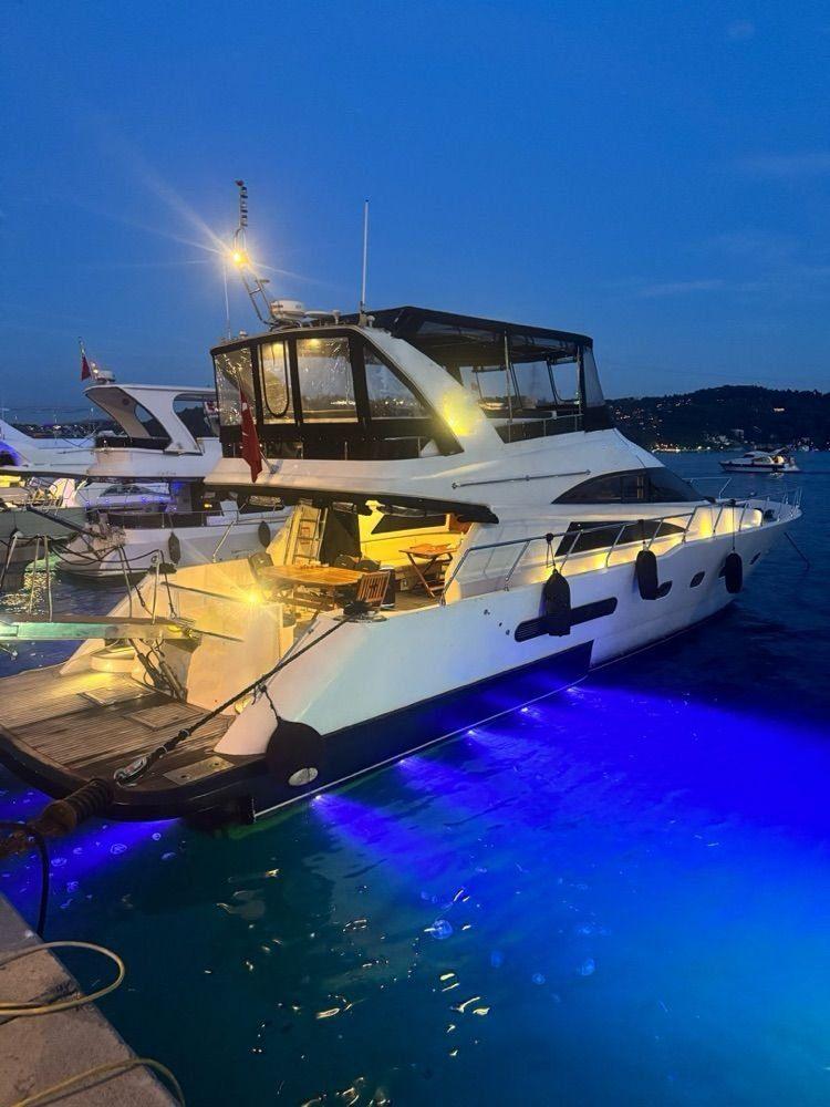 Rental Custom made 22m Motor Yacht - 913-4