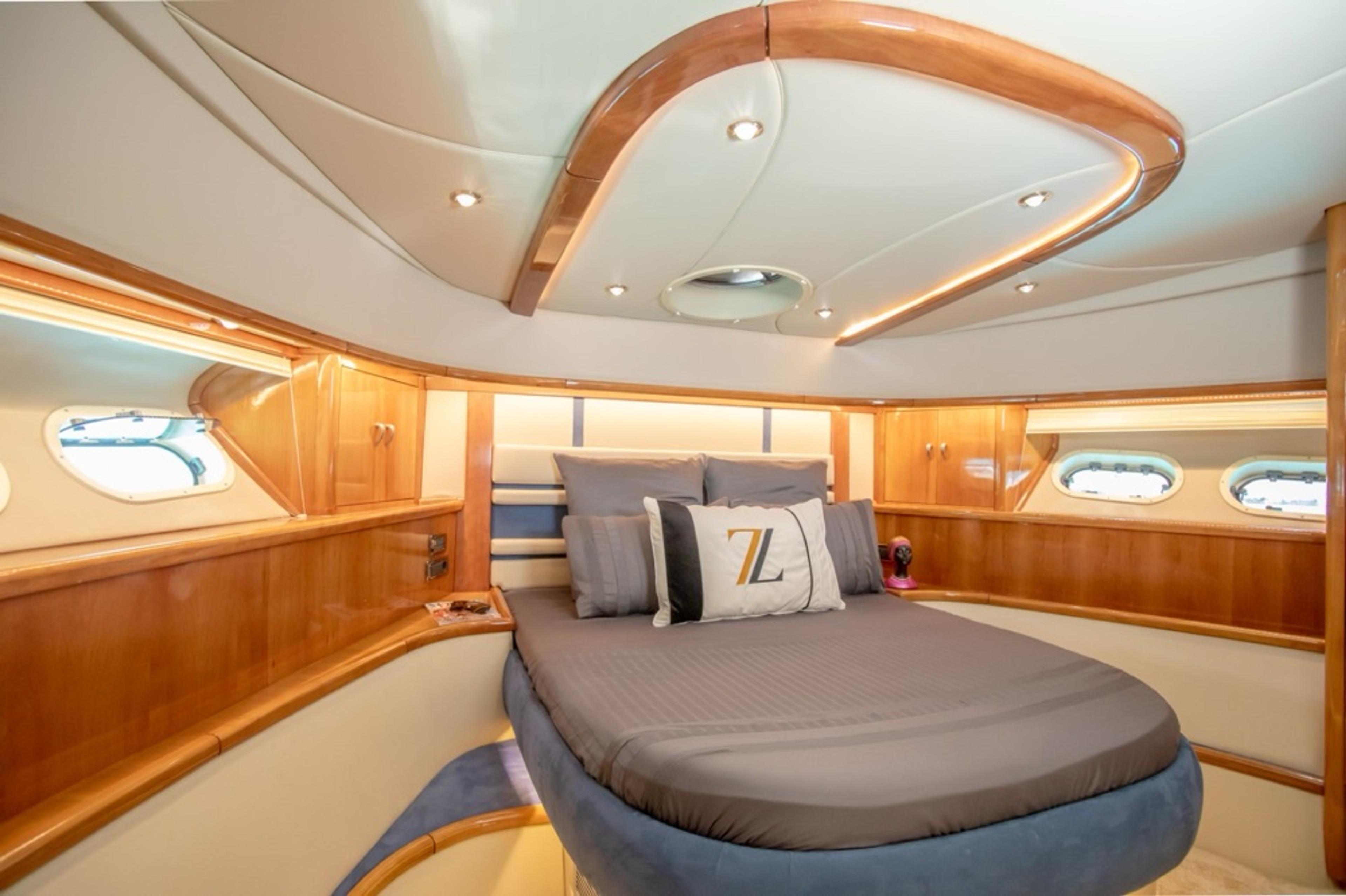 Rental Custom made 21m Motor Yacht - 354 - photo 19