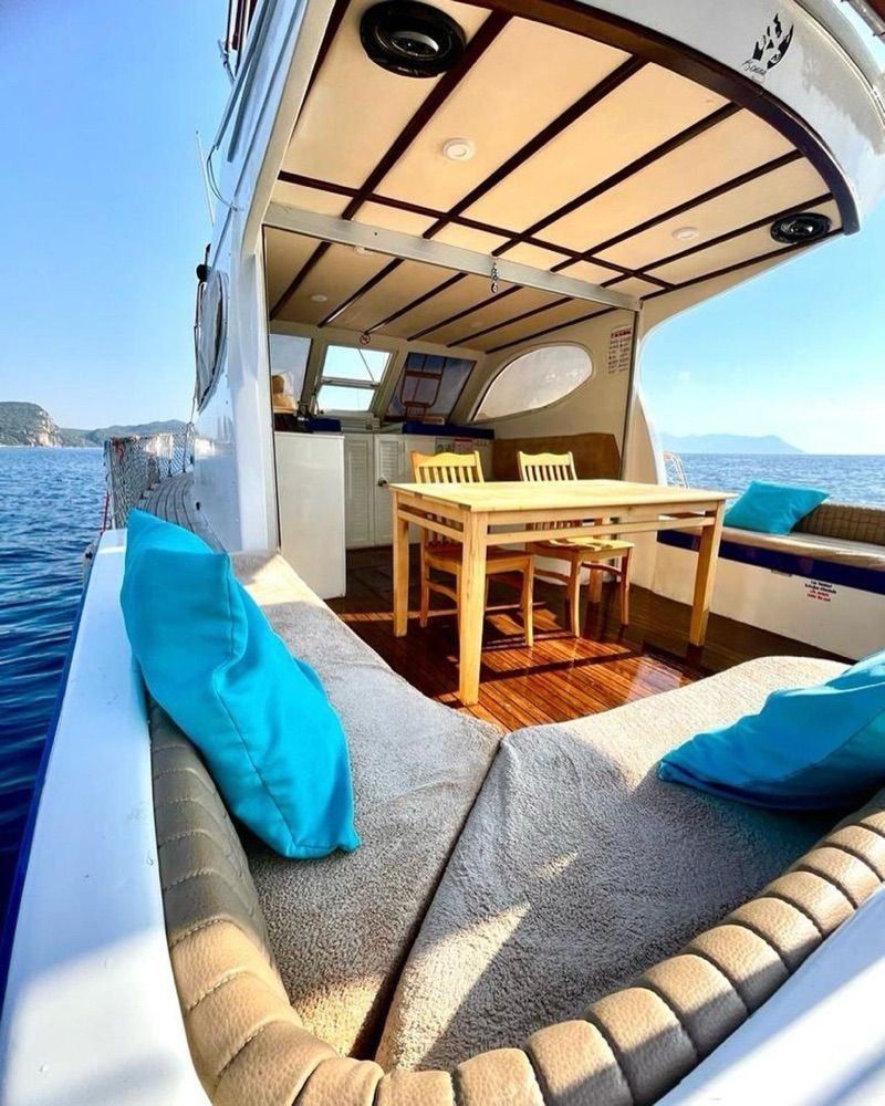 Özel yapım 11m Motoryat