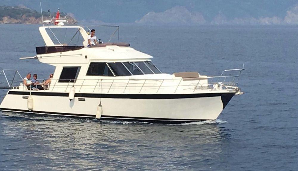 Rental Custom made 14m Motor Yacht - 611-2