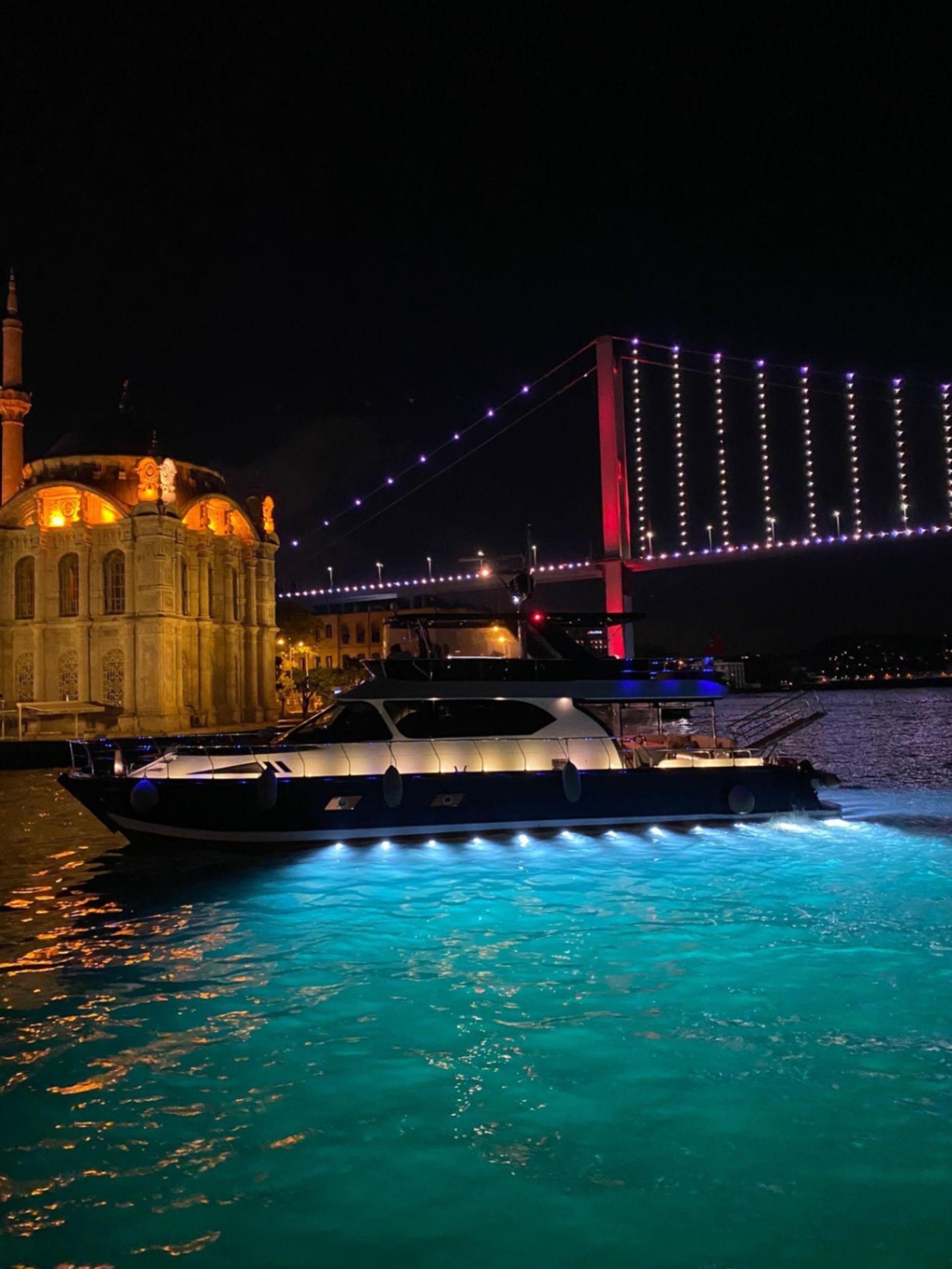 Rental Custom made 22m Motor Yacht - 152 - photo 1