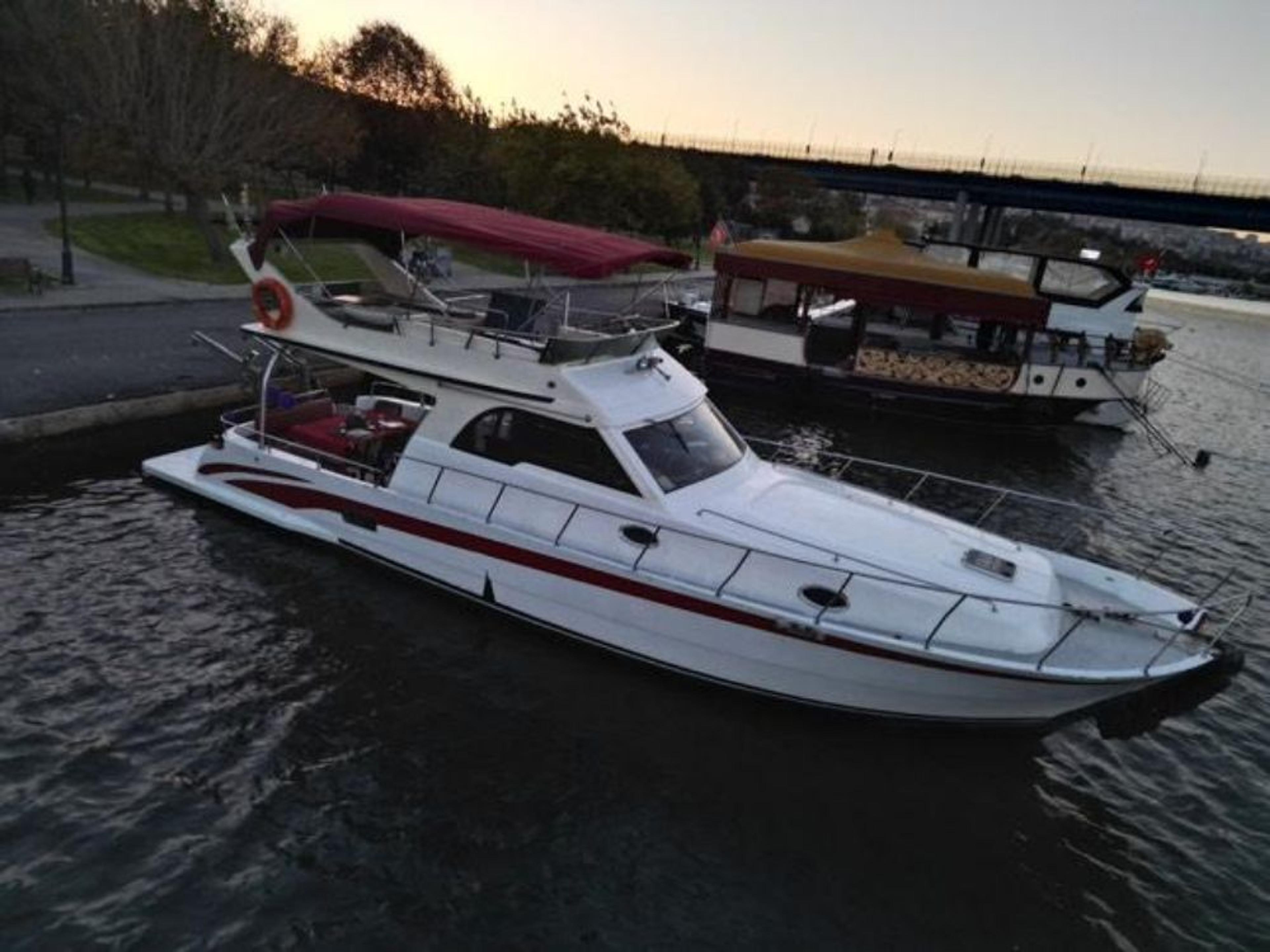 Kiralık Özel yapım 14m Motoryat - 34 - photo 3