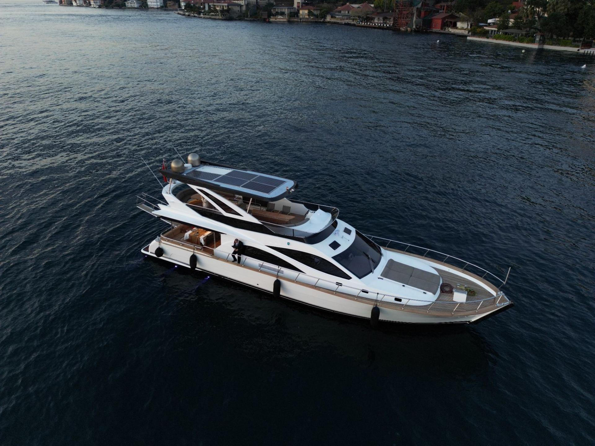 Rental Custom made 22m Motor Yacht - 229 - photo 1