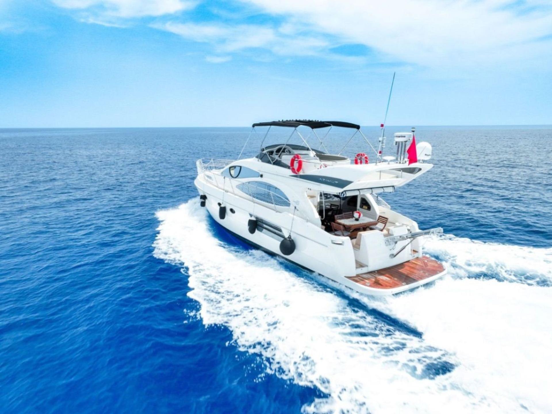 Kiralık Azimut 15m Motoryat - 902 - photo 3