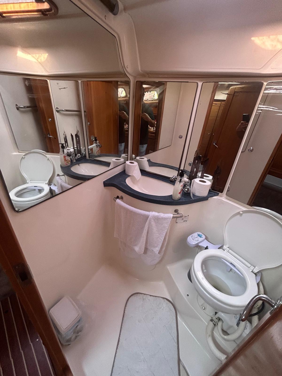 Rental Bavaria 13m Sailboat - 948-12