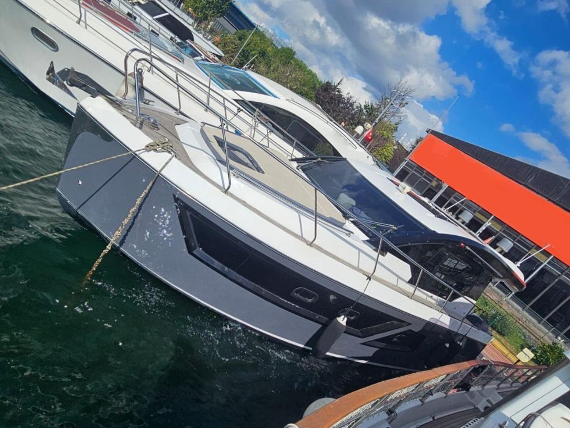 Rental Ocean Yachts 12m Motor Yacht - 694 - photo 10