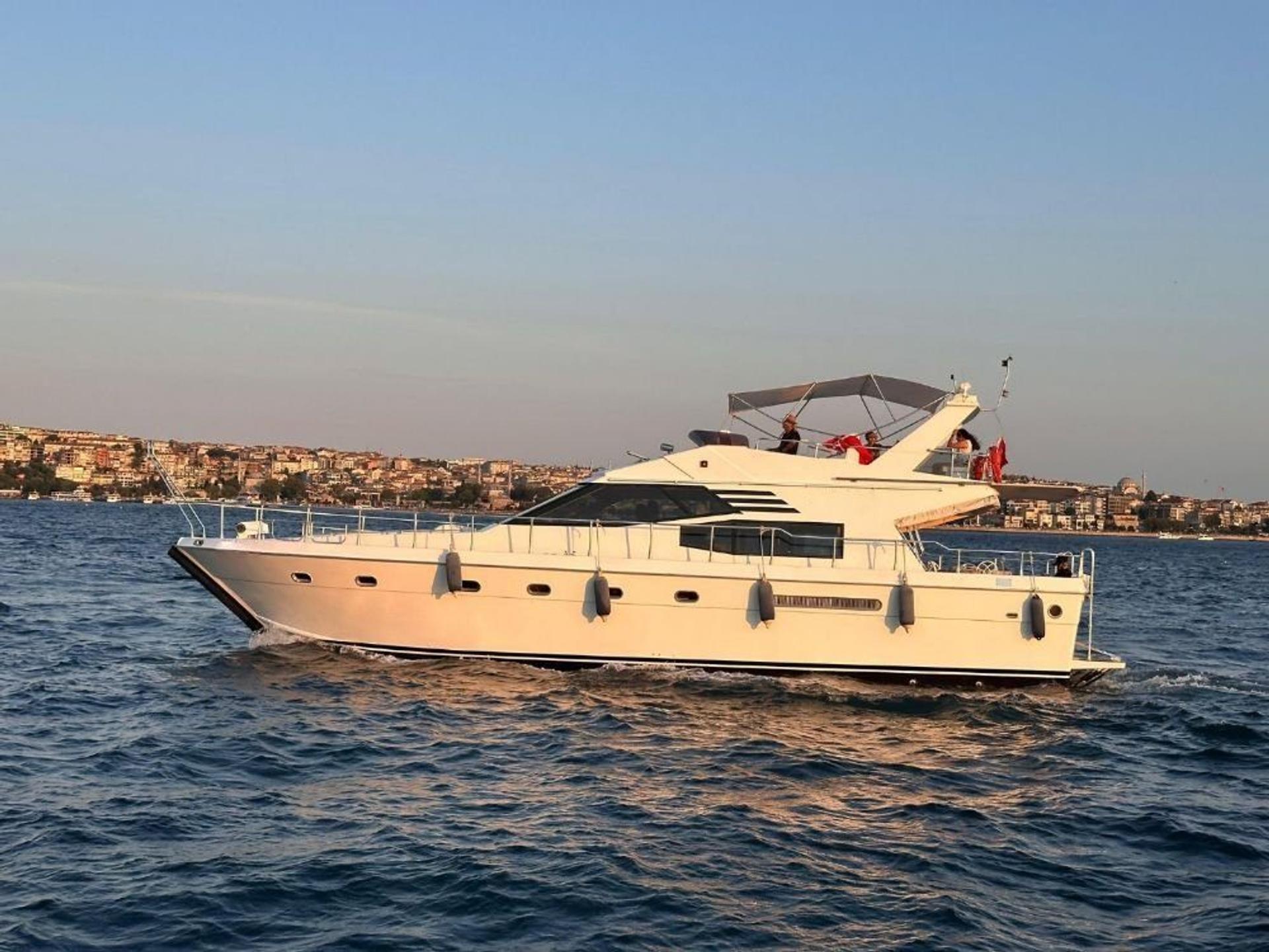 Kiralık Özel yapım 18m Motoryat - 958 - photo 1