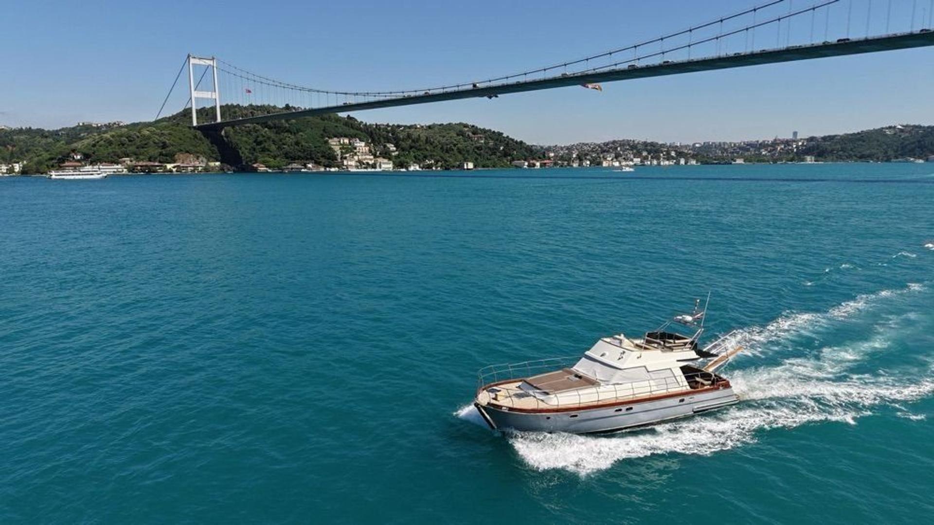 Rental Custom made 14m Motor Yacht - 385 - photo 6