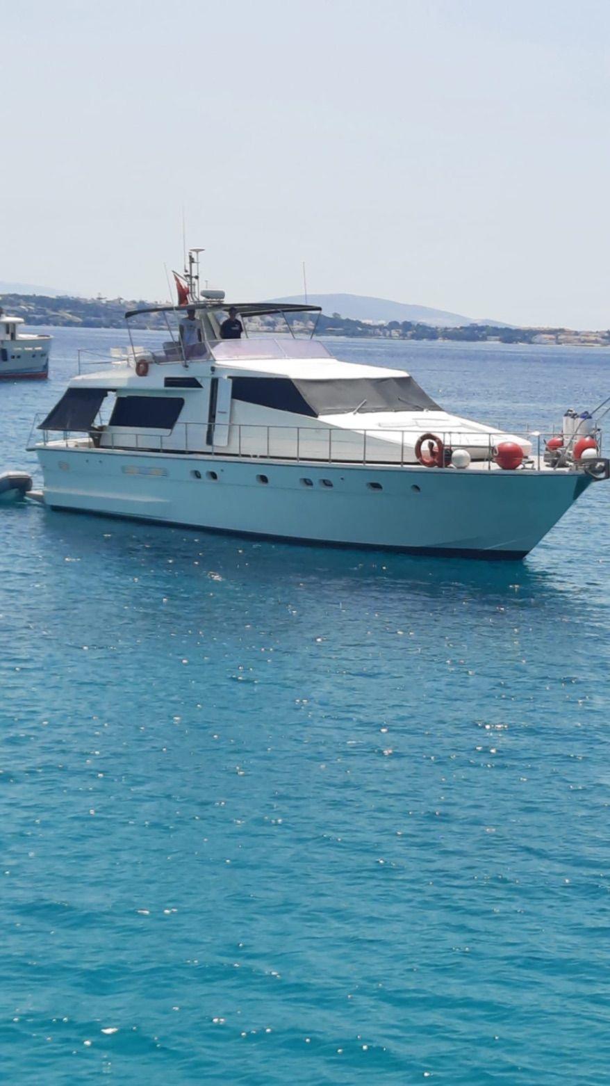 Rental San Lorenzo 17m Motor Yacht - 505-1