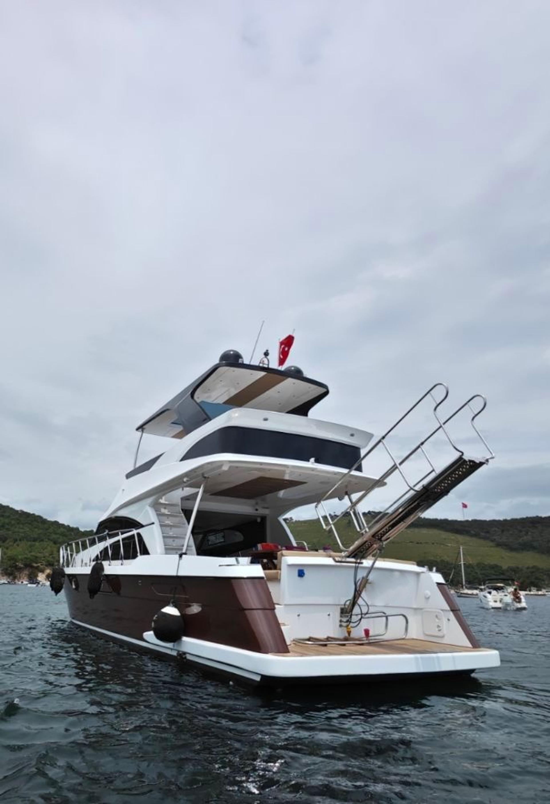 Rental Custom made 17m Motor Yacht - 42 - photo 6