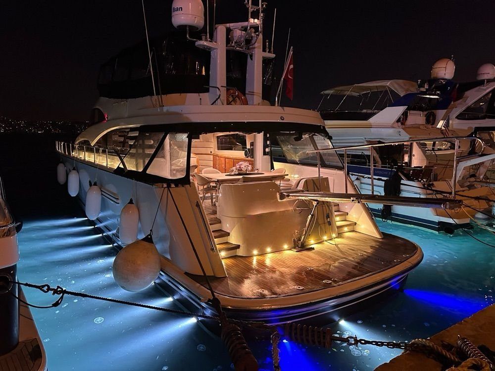 Özel yapım 24m Motoryat