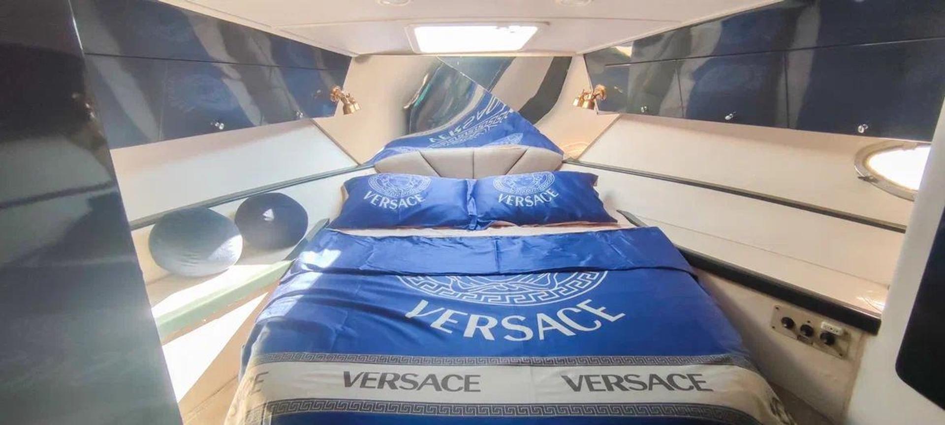 Rental Eurocraft 13m Motor Yacht - 566 - photo 16