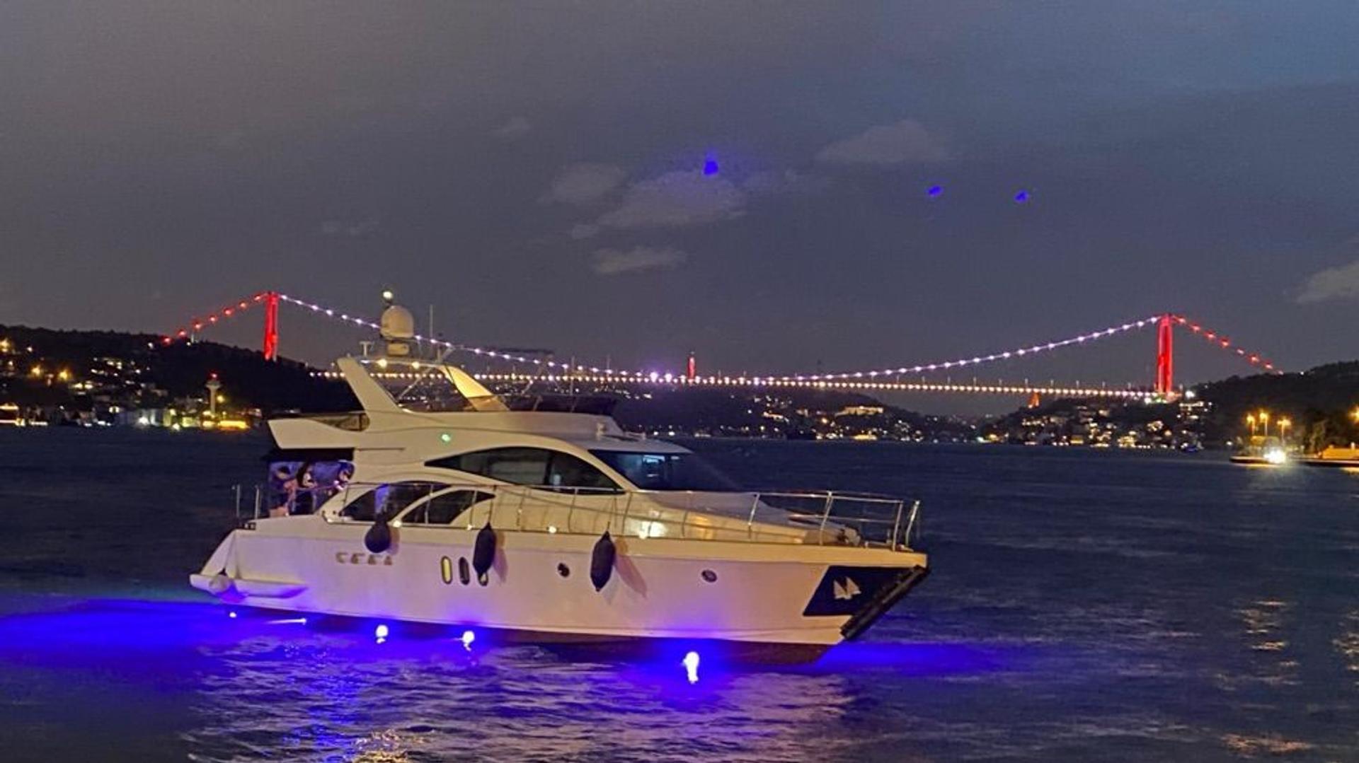 Rental Azimut 19m Motor Yacht - 258 - photo 2