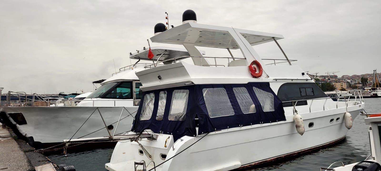Rental Custom made 17m Motor Yacht - 97-19