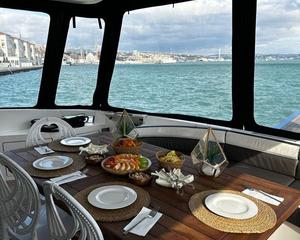 Azimut 22m Motor Yacht