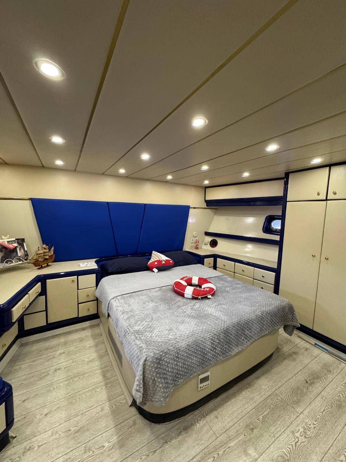 Özel yapım 24m Motoryat