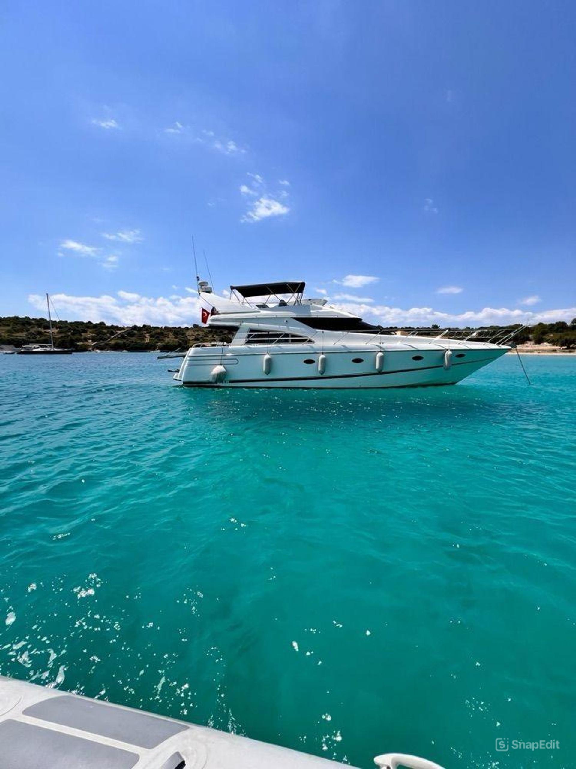 Rental Sunseeker 18m Motor Yacht - 546 - photo 1