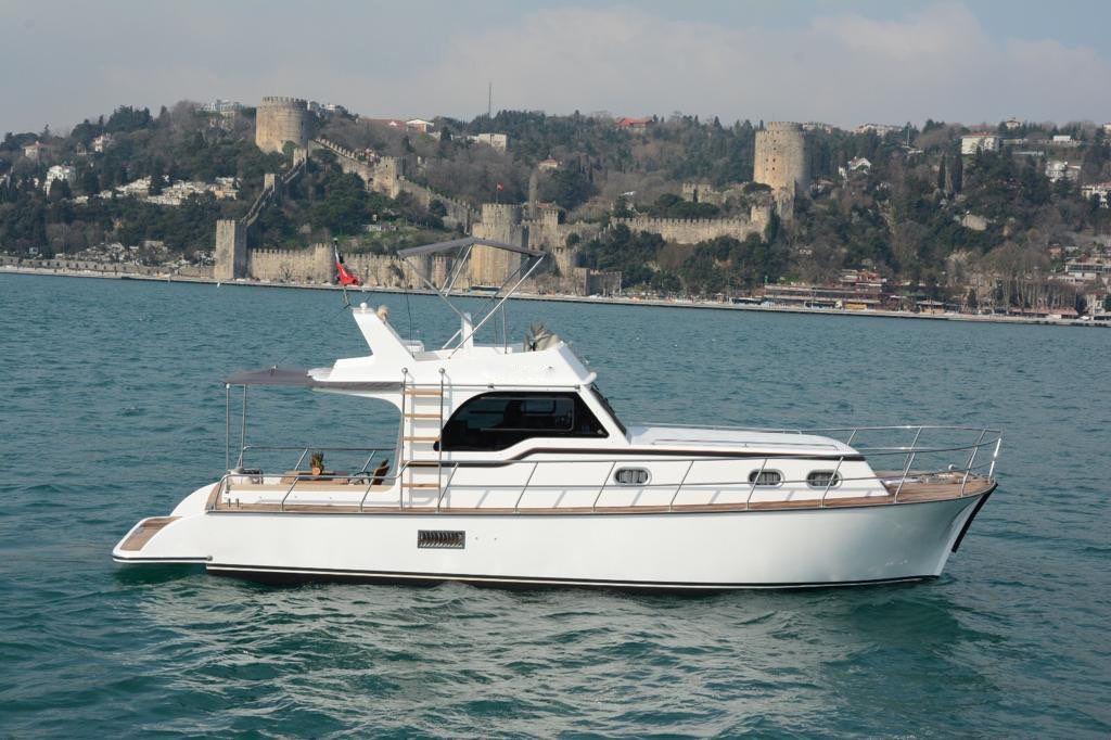 Rental Custom made 12m Motor Yacht - 71-0