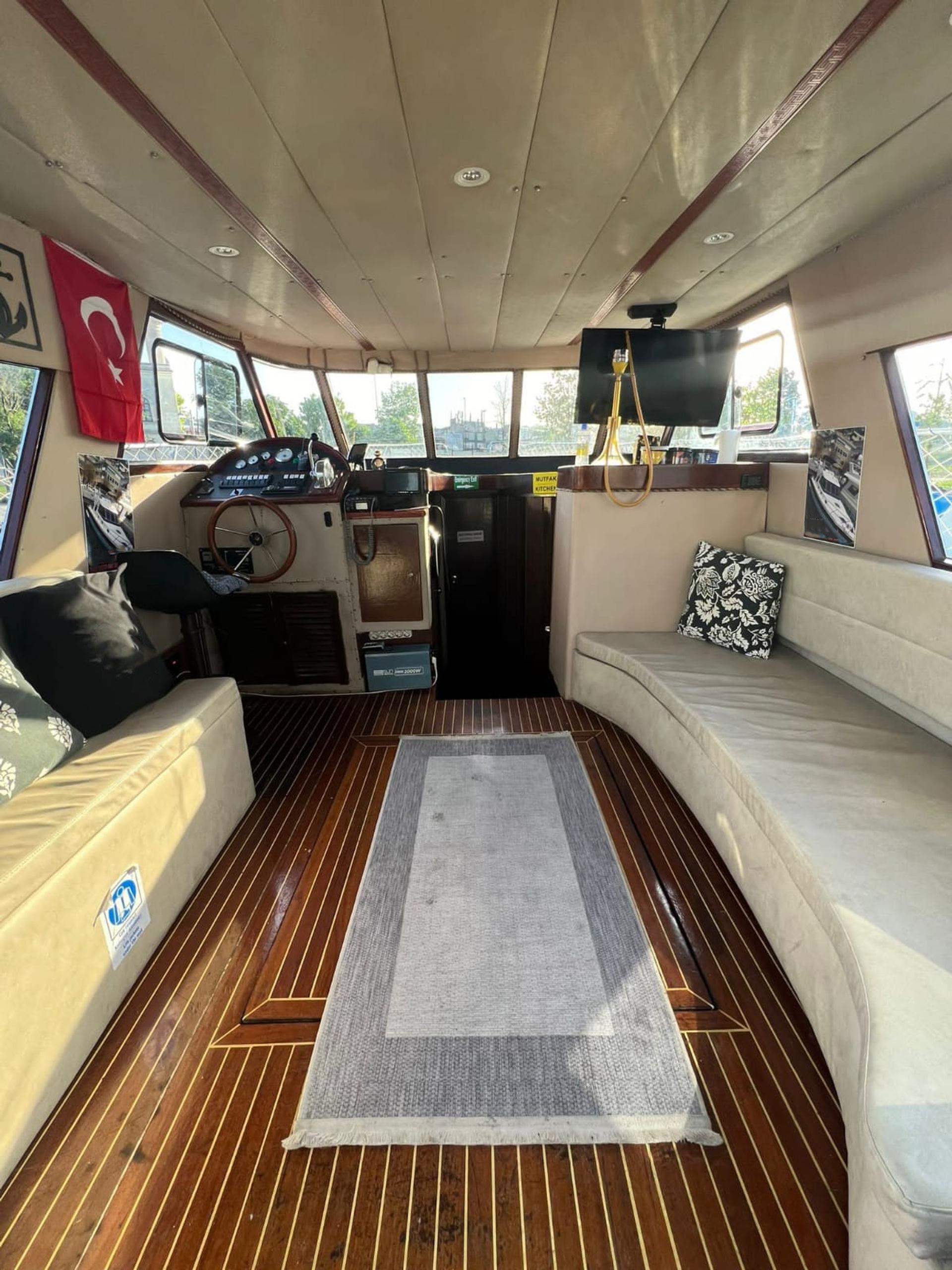 Rental Custom made 14m Motor Yacht - 580 - photo 17