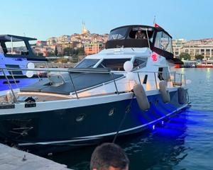 Ferretti Yachts 13m Motoryat