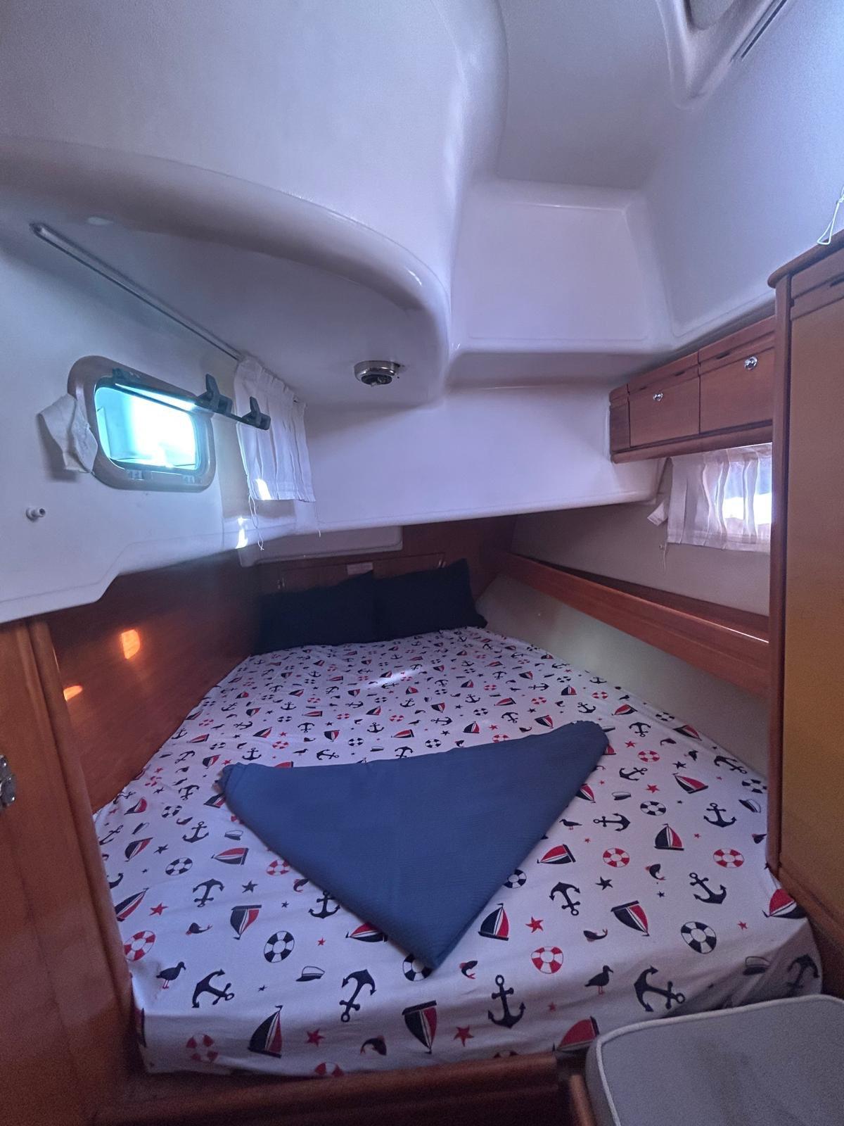 Rental Bavaria 13m Sailboat - 948-9