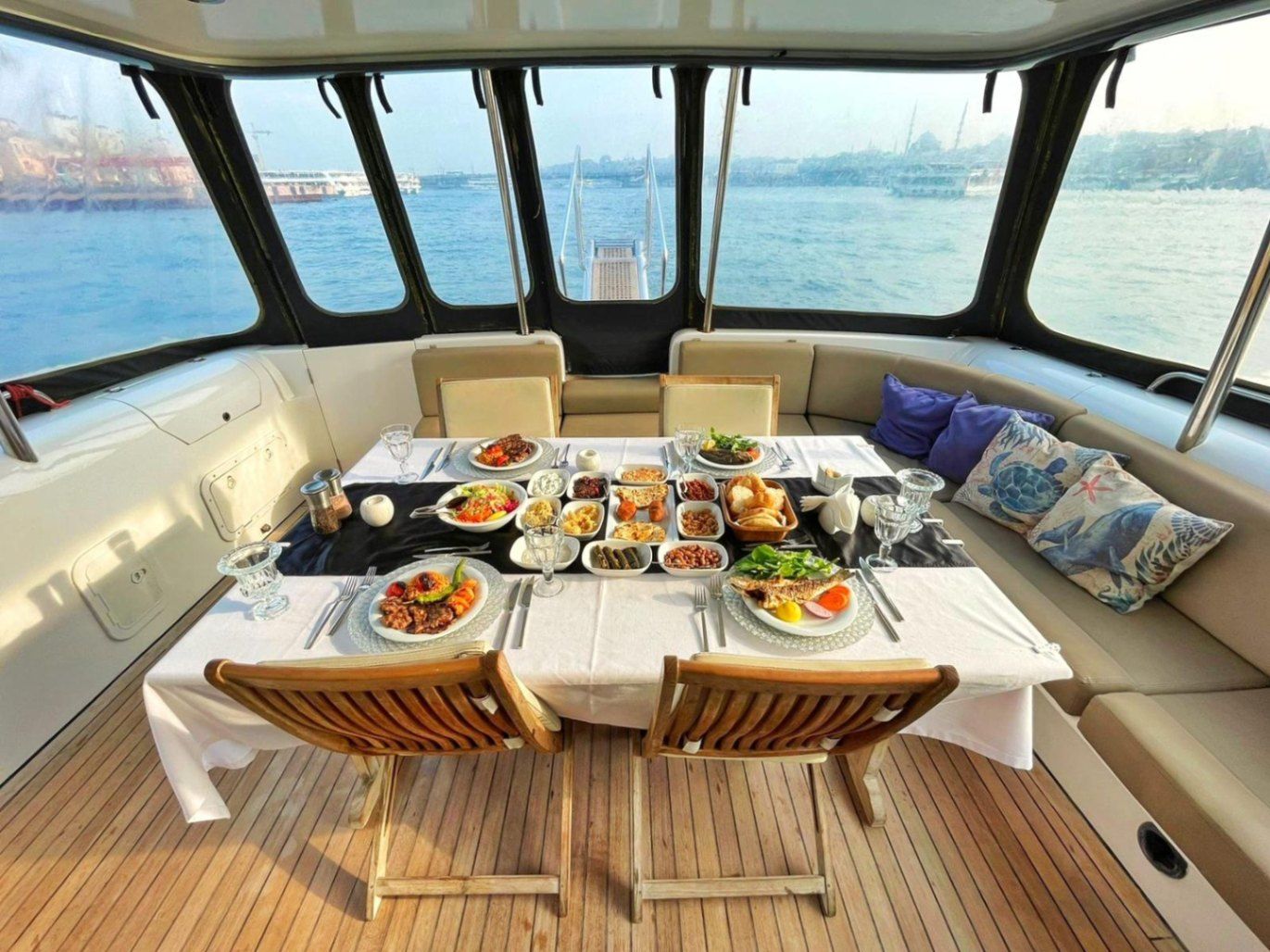 Özel yapım 21m Motoryat