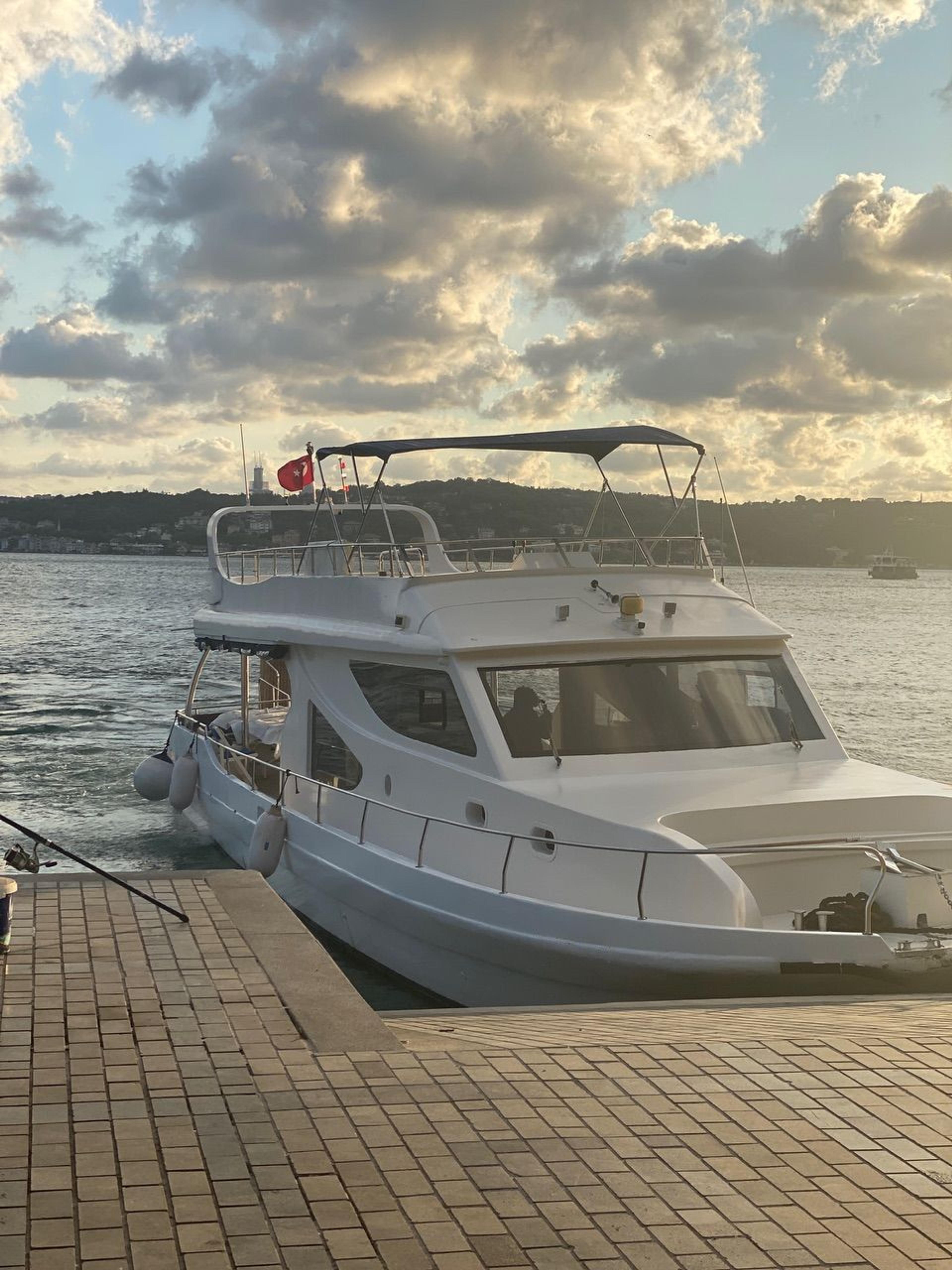 Rental Custom made 19m Motor Yacht - 129 - photo 14